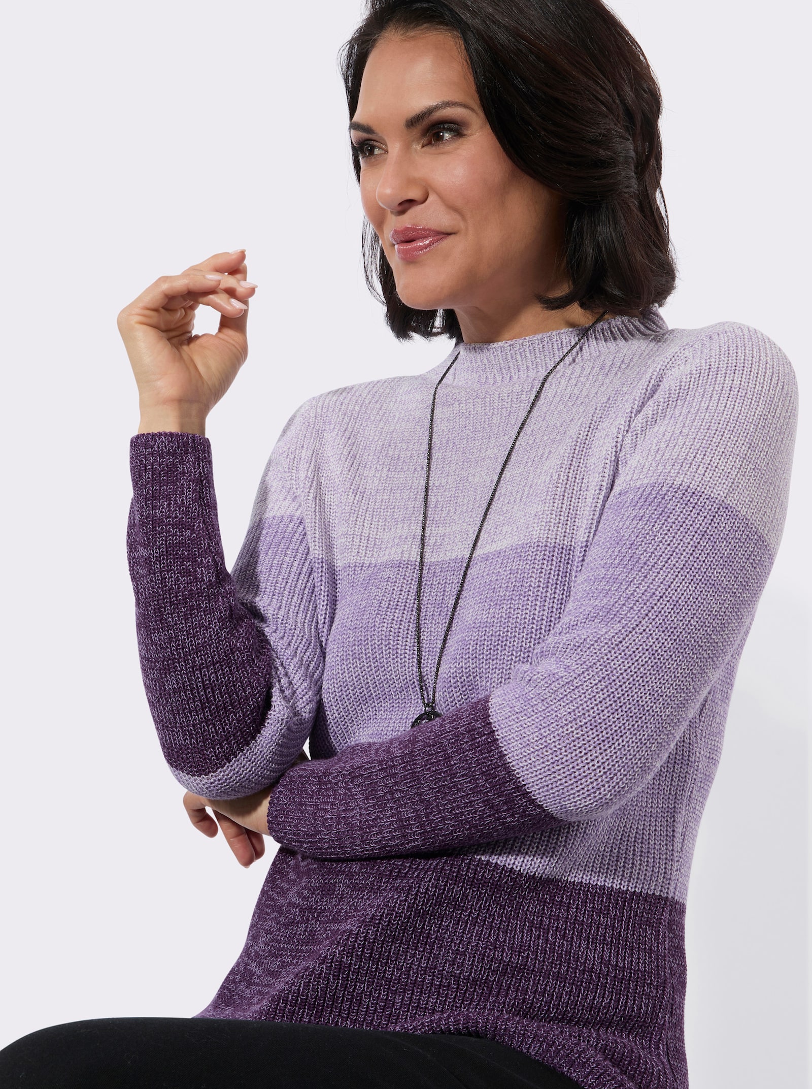 Stehkragenpullover mit Seitenschlitzen - lavendel-traube-gemustert