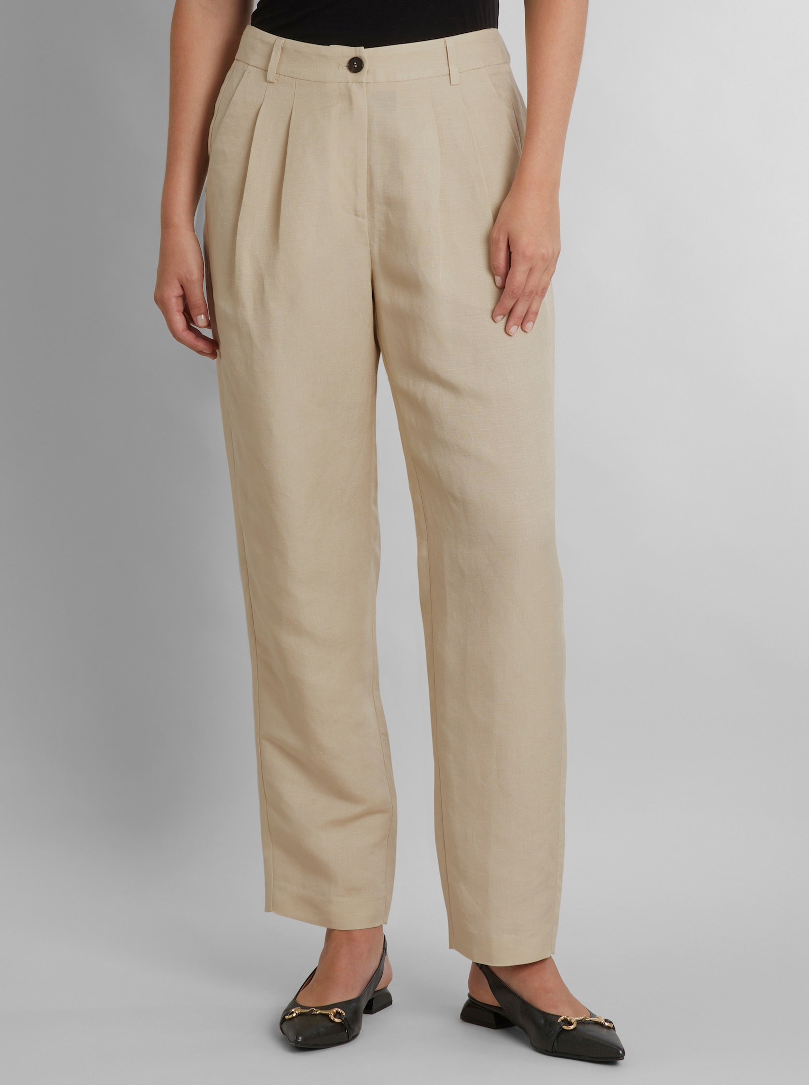 heine Webhose in Karotten-Form - sand