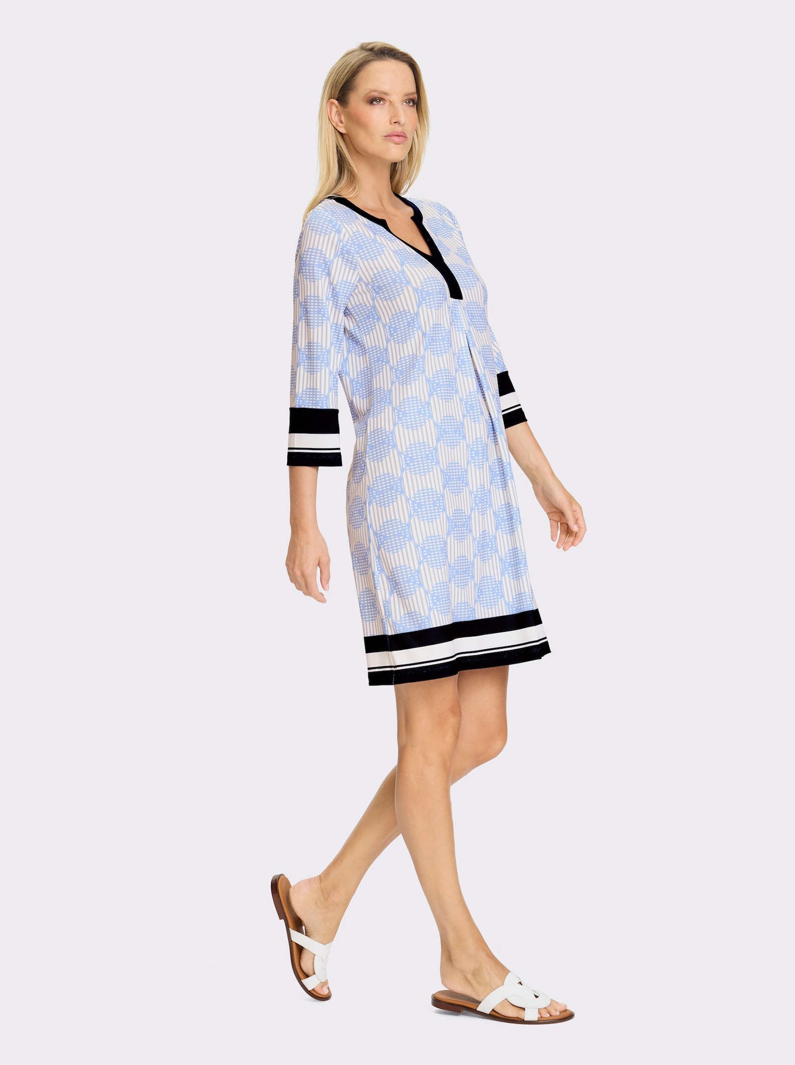 heine Jerseykleid mit abstraktem Dessin - eisblau-ecru-bedruckt