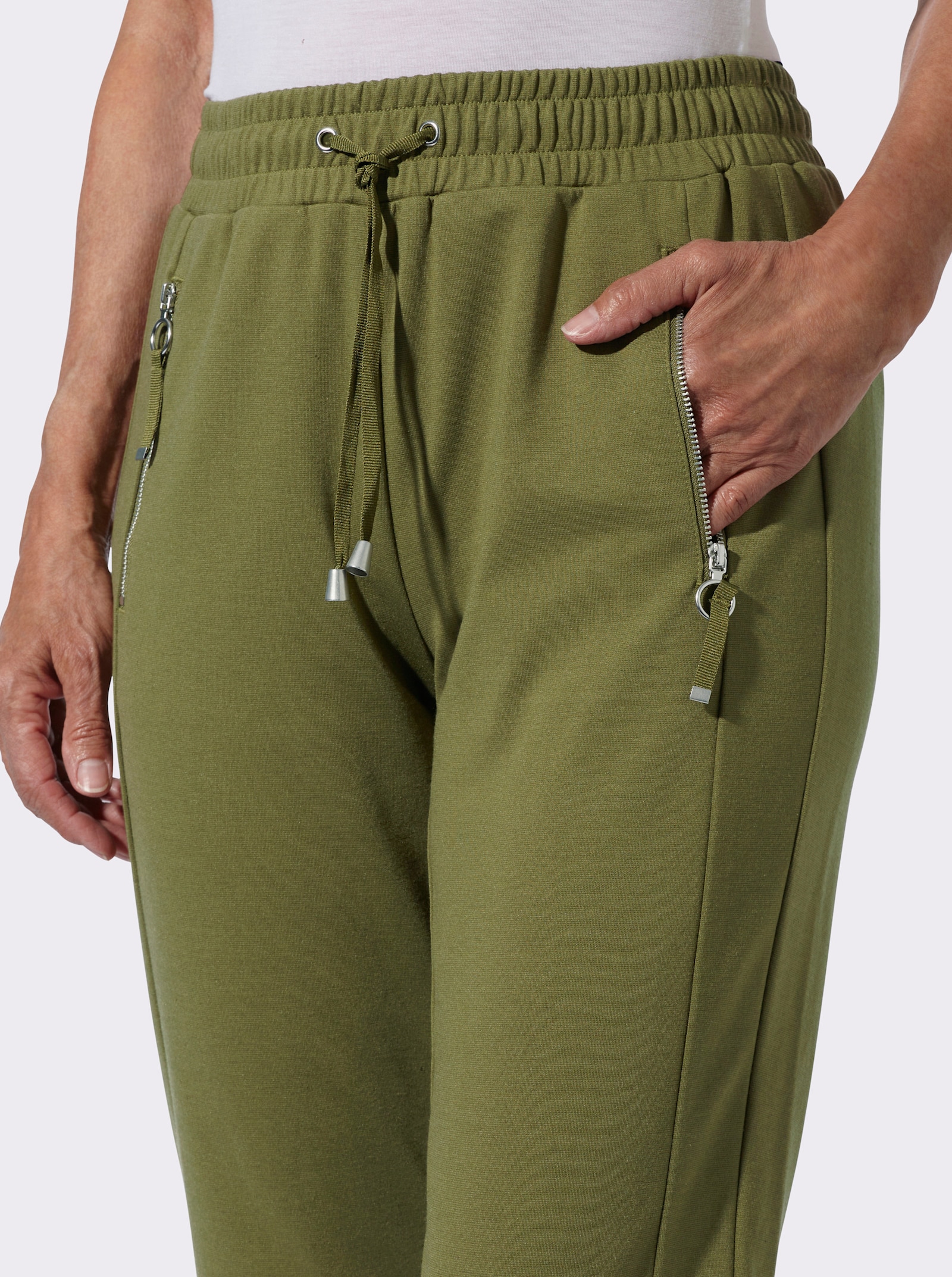  Jogg Pants mit Reißverschluss-Taschen - oliv