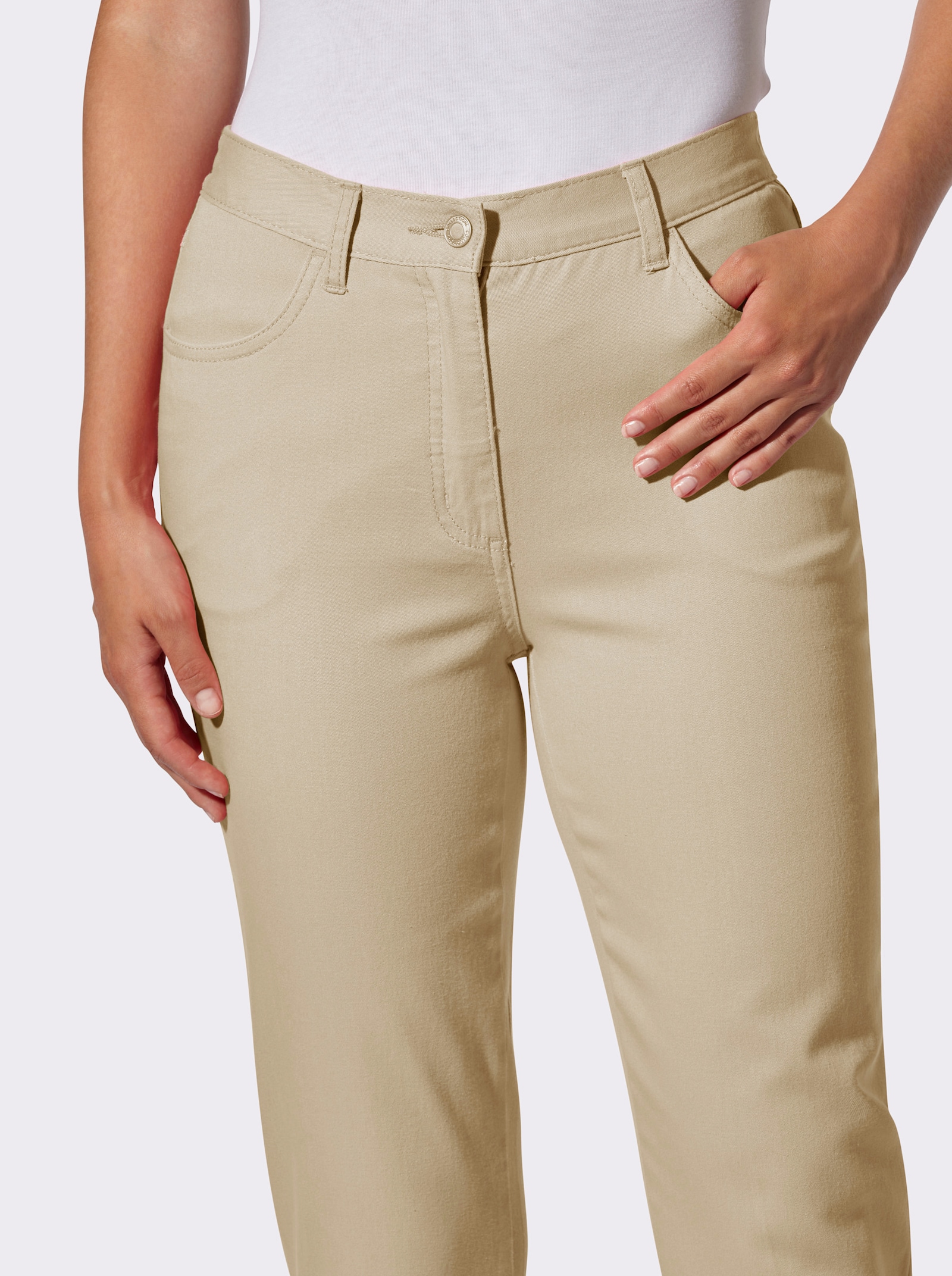 7/8-Jeans mit dekorativem Beinabschluss - sand