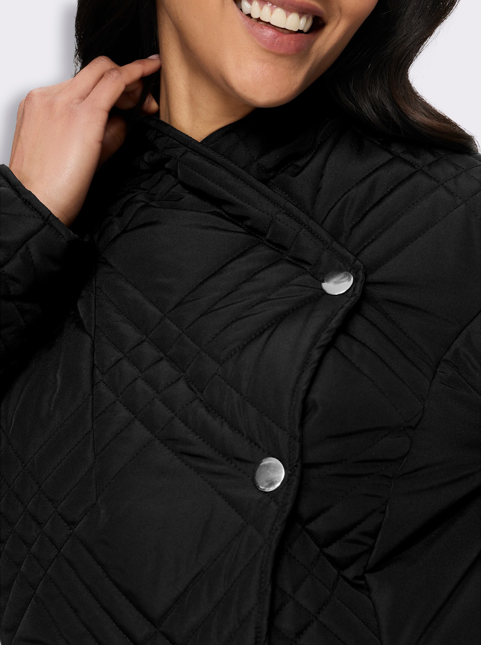 Steppjacke mit asymmetrischer Knopfleiste - schwarz