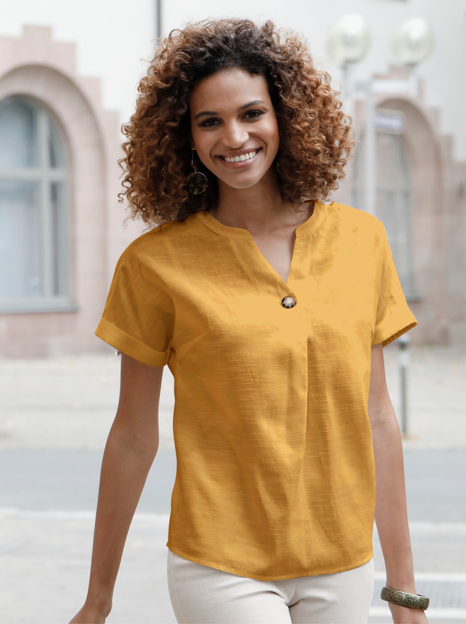 Schlupfbluse mit überschnittener Schulter - ocker