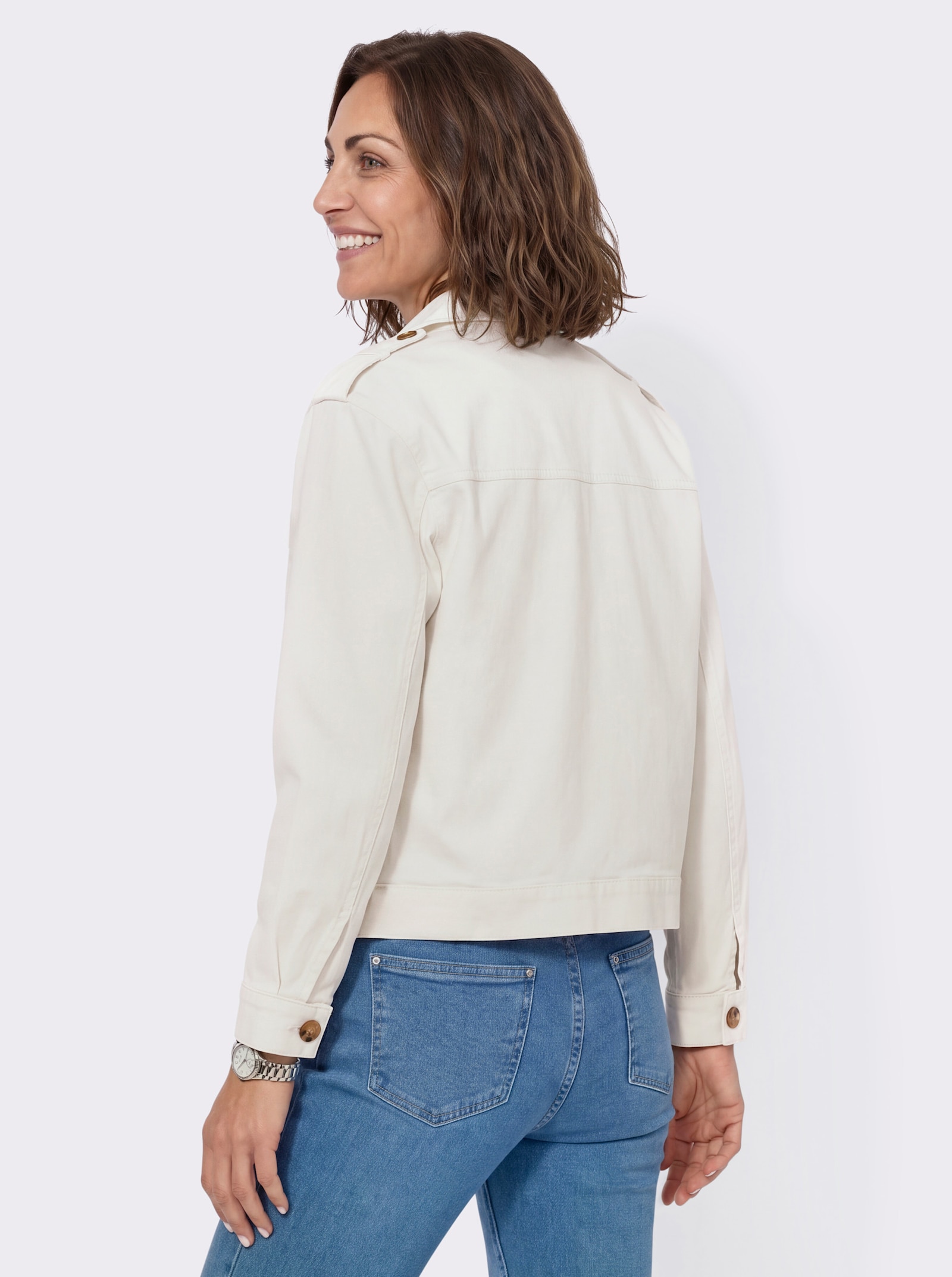 Jeansjacke mit Pattentaschen - ecru