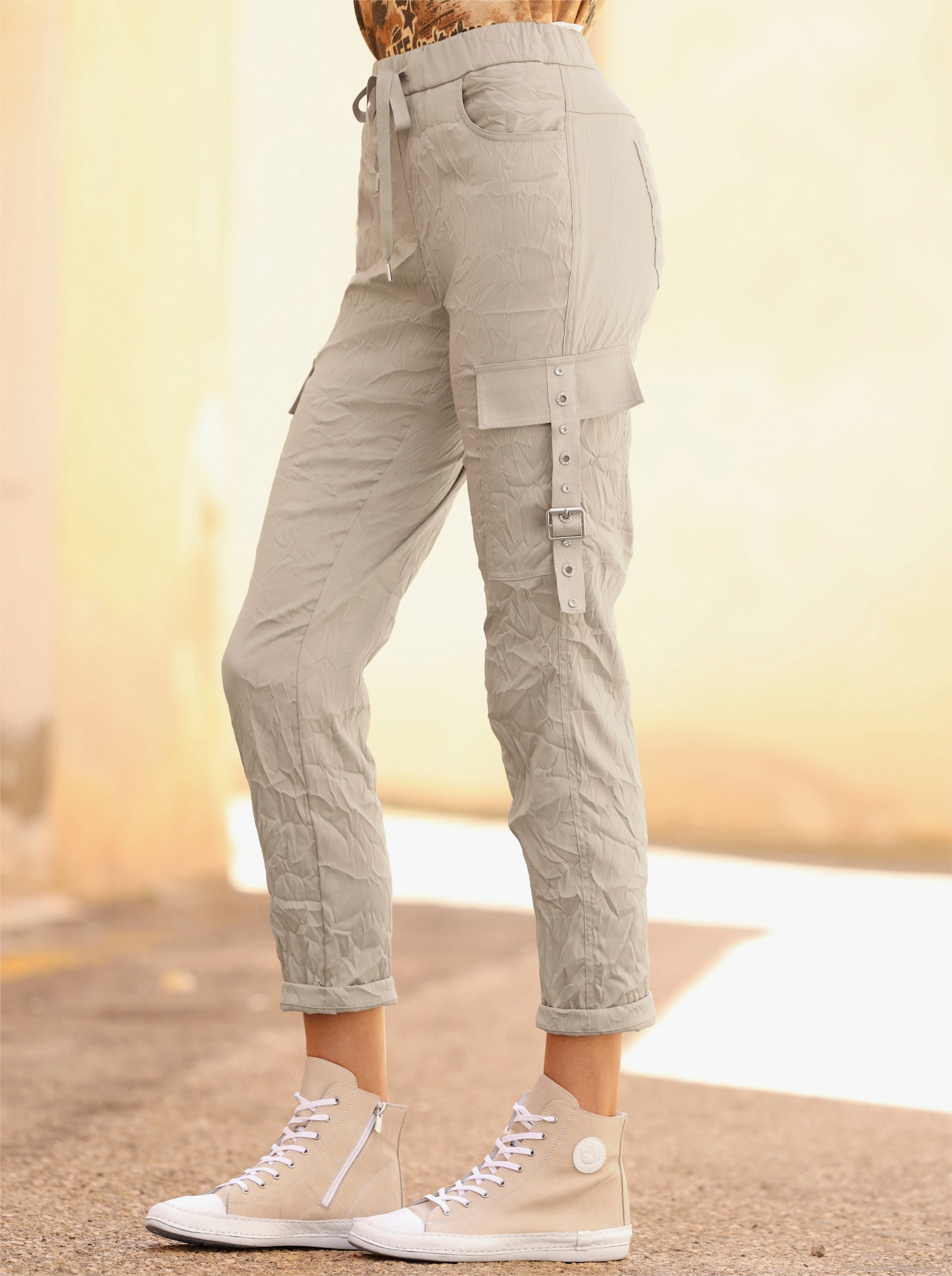 heine Hose in Crash-Optik - sesam