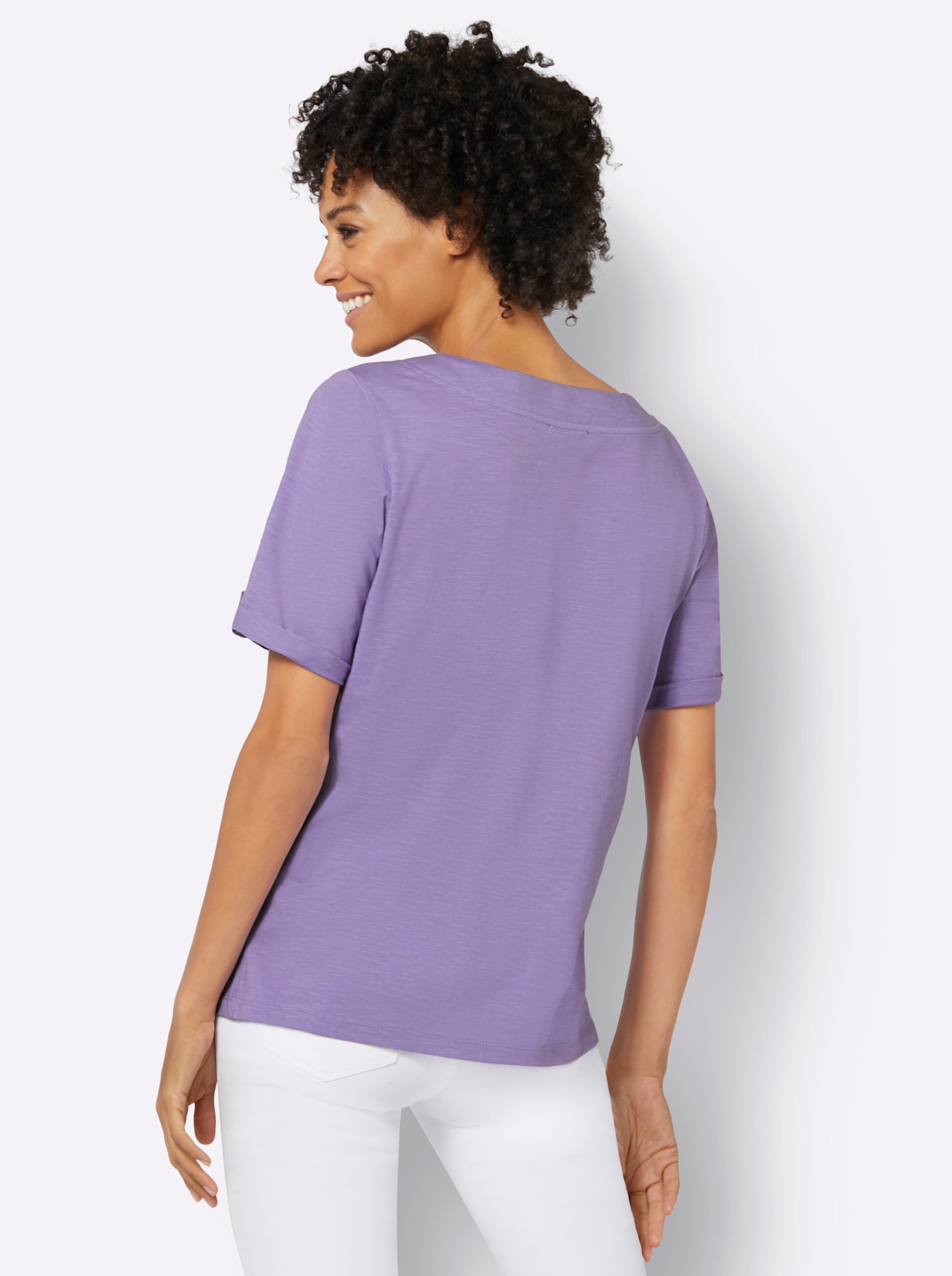 Vorne,1080P günstig Kaufen-Shirt in lavendel-ecru-bedruckt von heine. Shirt in lavendel-ecru-bedruckt von heine <![CDATA[Lässig-Look neu interpretiert: Shirt mit Tunnelzug samt Bindeband im Rundhals-Ausschnitt. Die kurzen Ärmel enden mit fixierten Aufschlägen. Vorne mit modernem