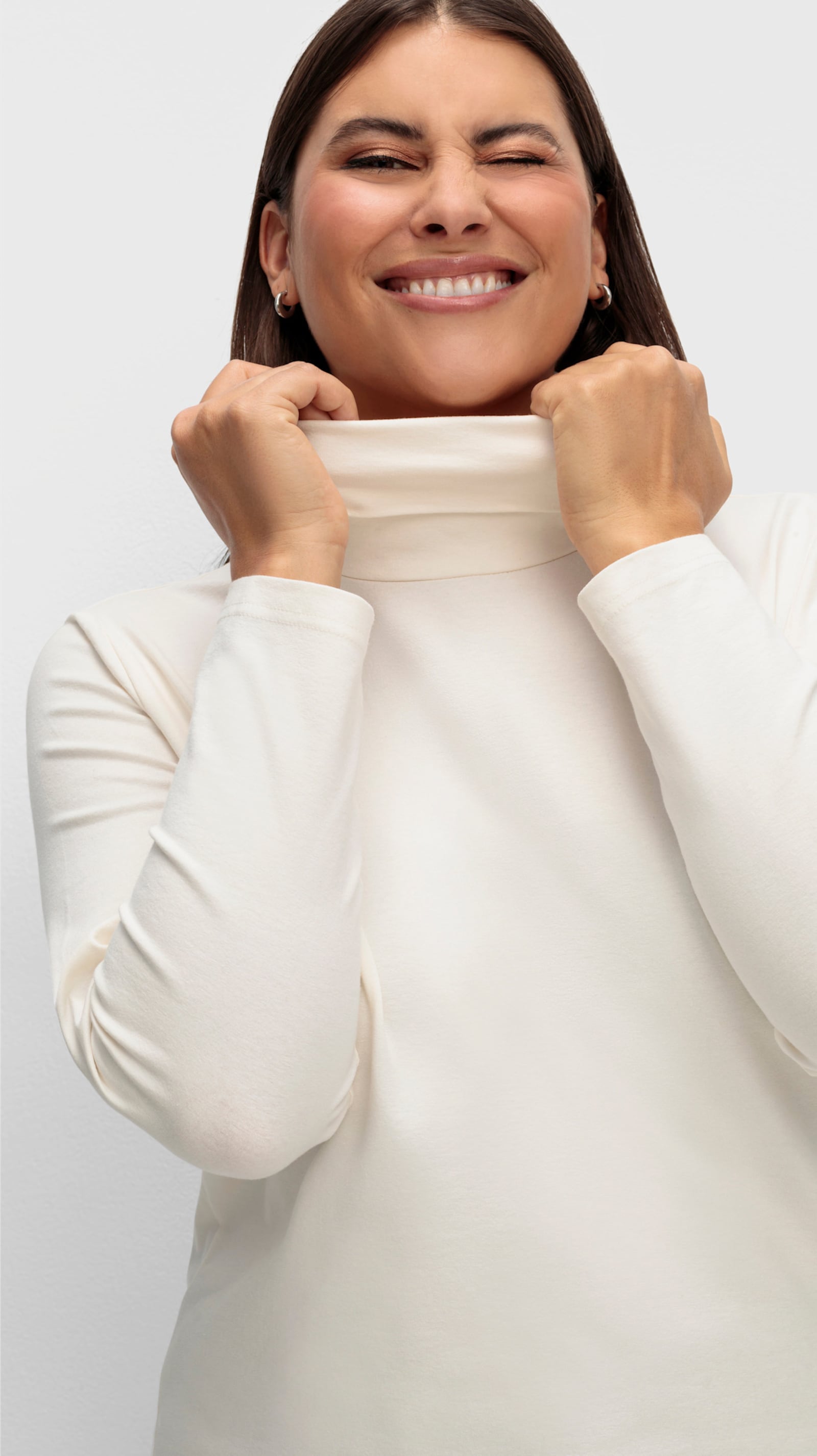 Rollkragenshirt mit langen Ärmeln - champagner