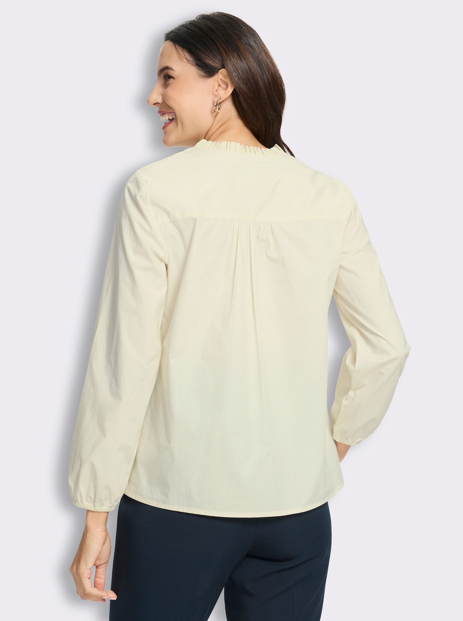 Baumwollbluse mit aufwendigen Blumenstickereien - champagner