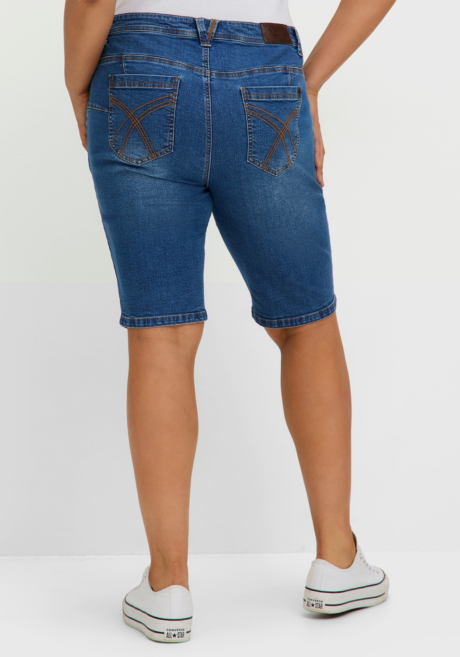 sheego Jeansbermuda in curvy snit SUSANNE - blue denim