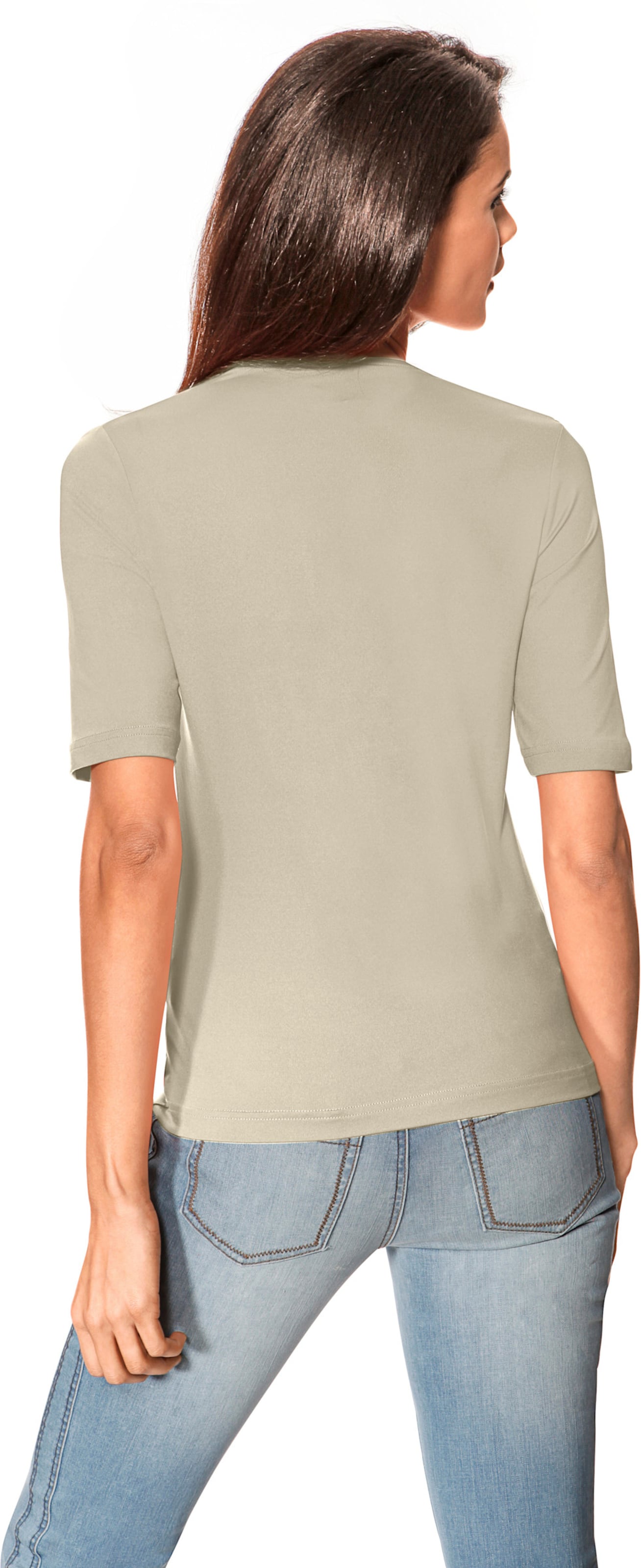 IR Mini günstig Kaufen-V-Shirt in sand von heine. V-Shirt in sand von heine <![CDATA[V-Shirt Modisches Basic mit femininem Ausschnitt. Figurbetont, mit etwas längerem Halbarm. Angenehm weiche, farbbrillante Tactel-Qualität mit Stretch-Anteil und leichtem Glanz.]]>. 