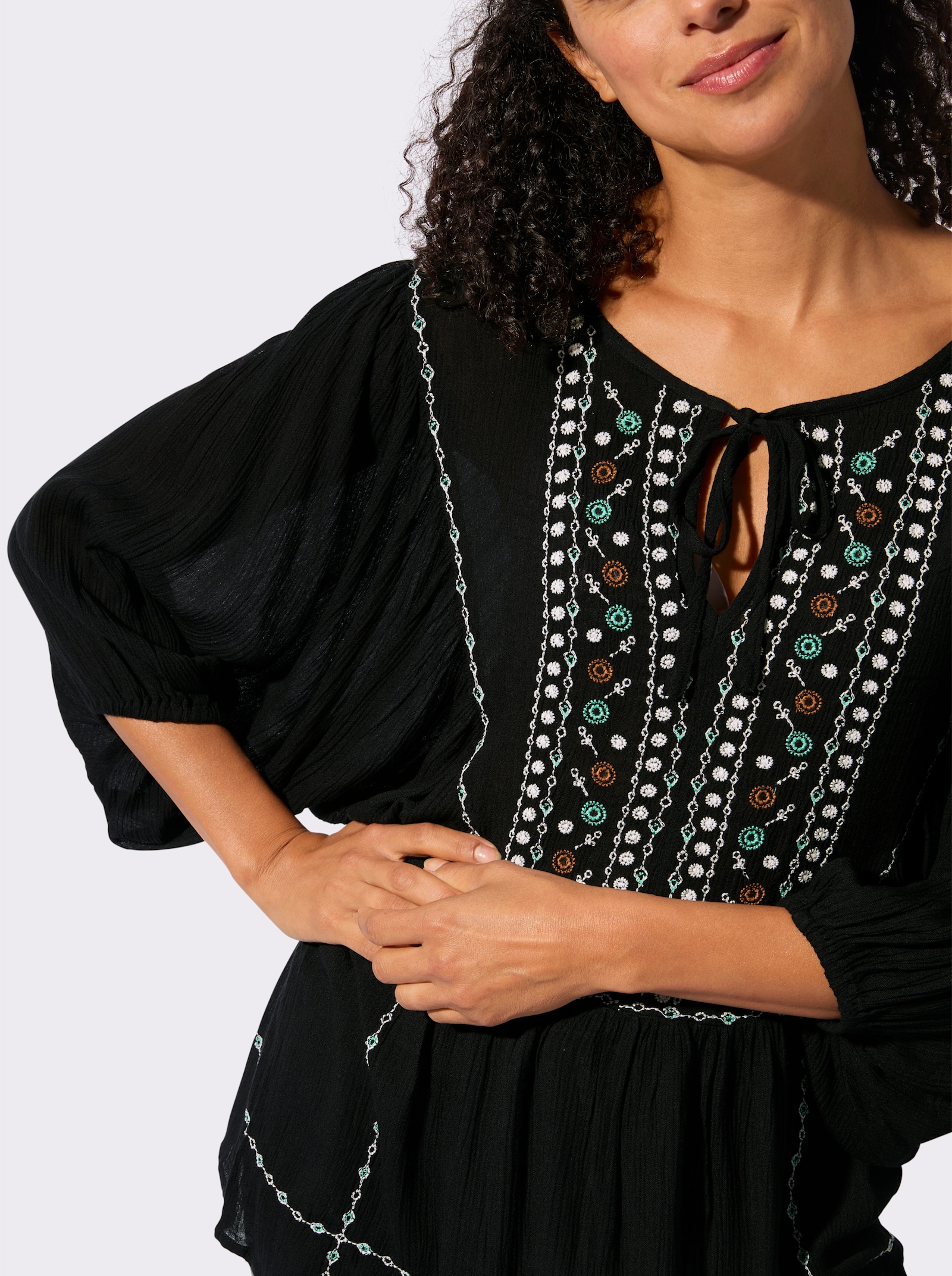 Tunika in Crinkle-Qualität - schwarz