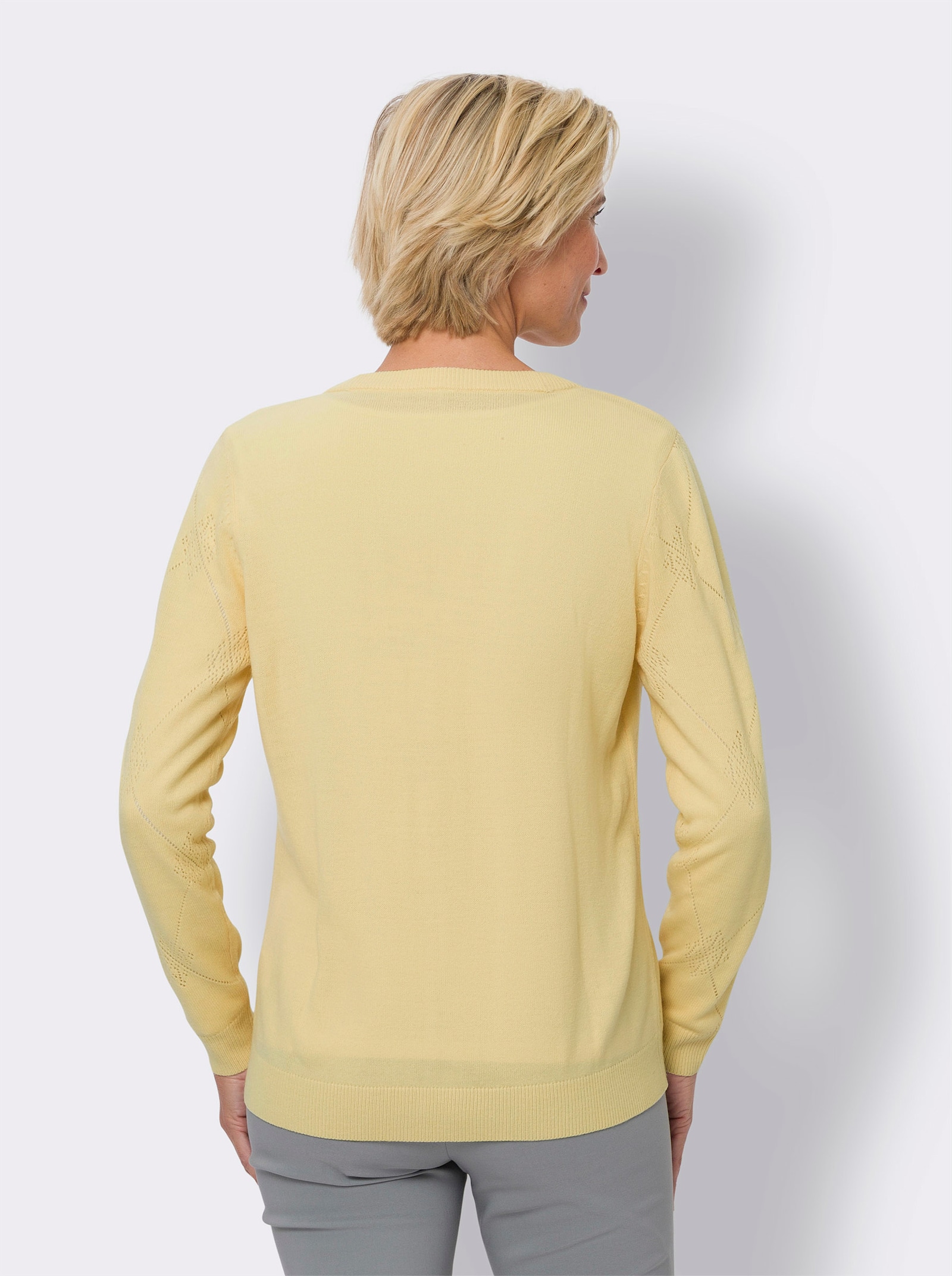 Ajourstrickjacke mit Knopfleiste - vanille