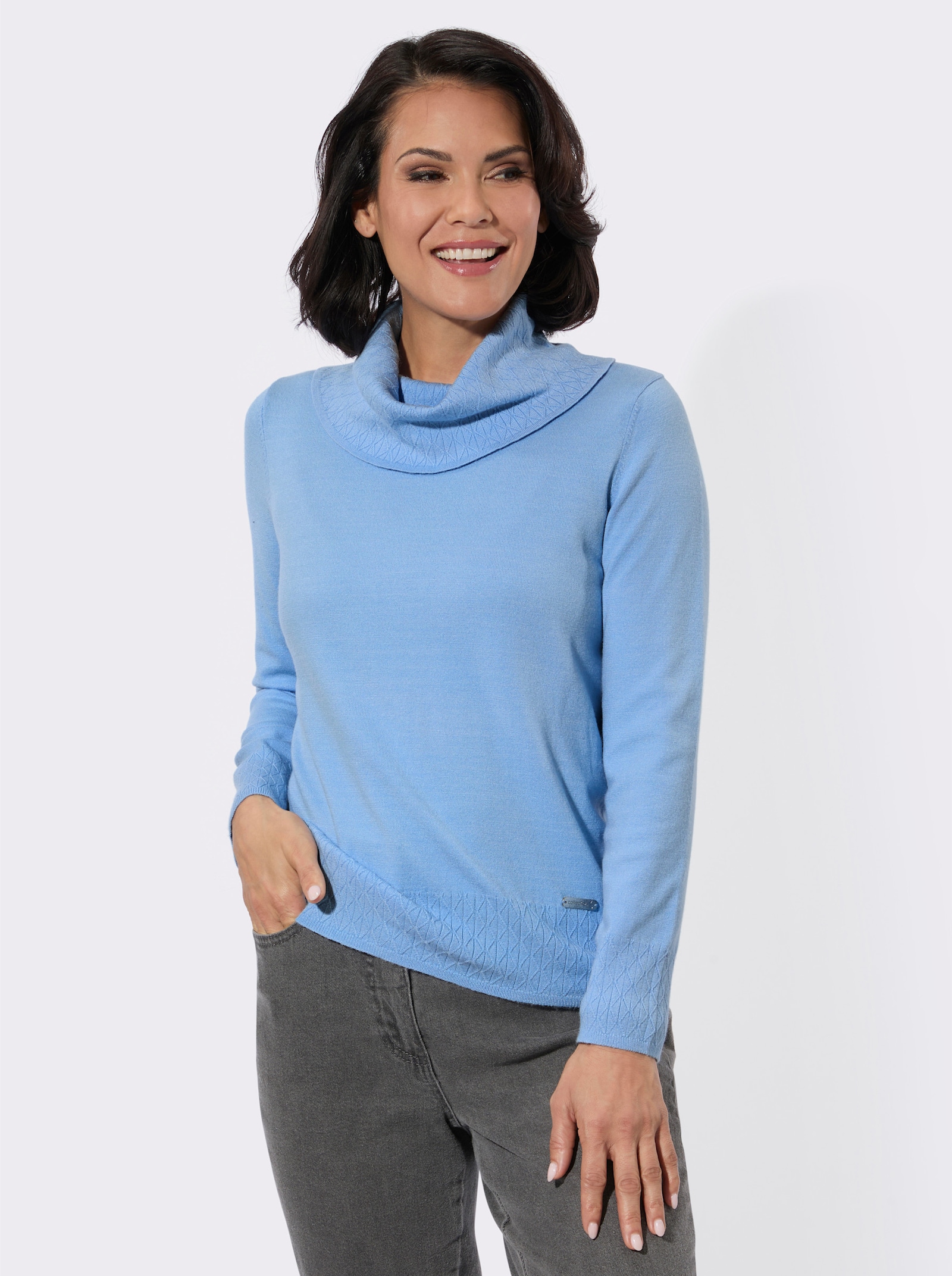 Rollkragenpullover mit Strickmuster rundum - himmelblau