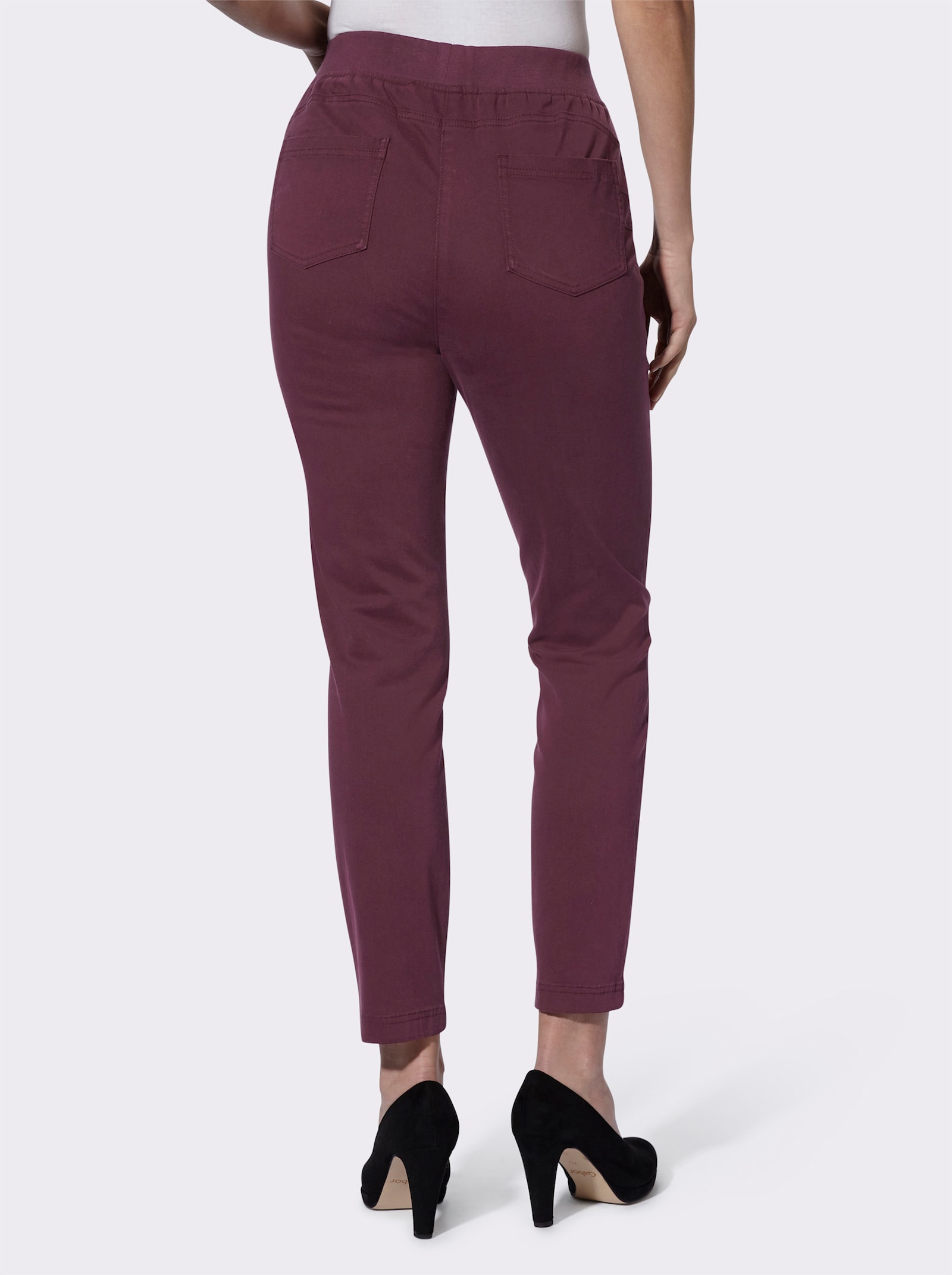 Push-up-Jeans in weicher Qualität - burgund