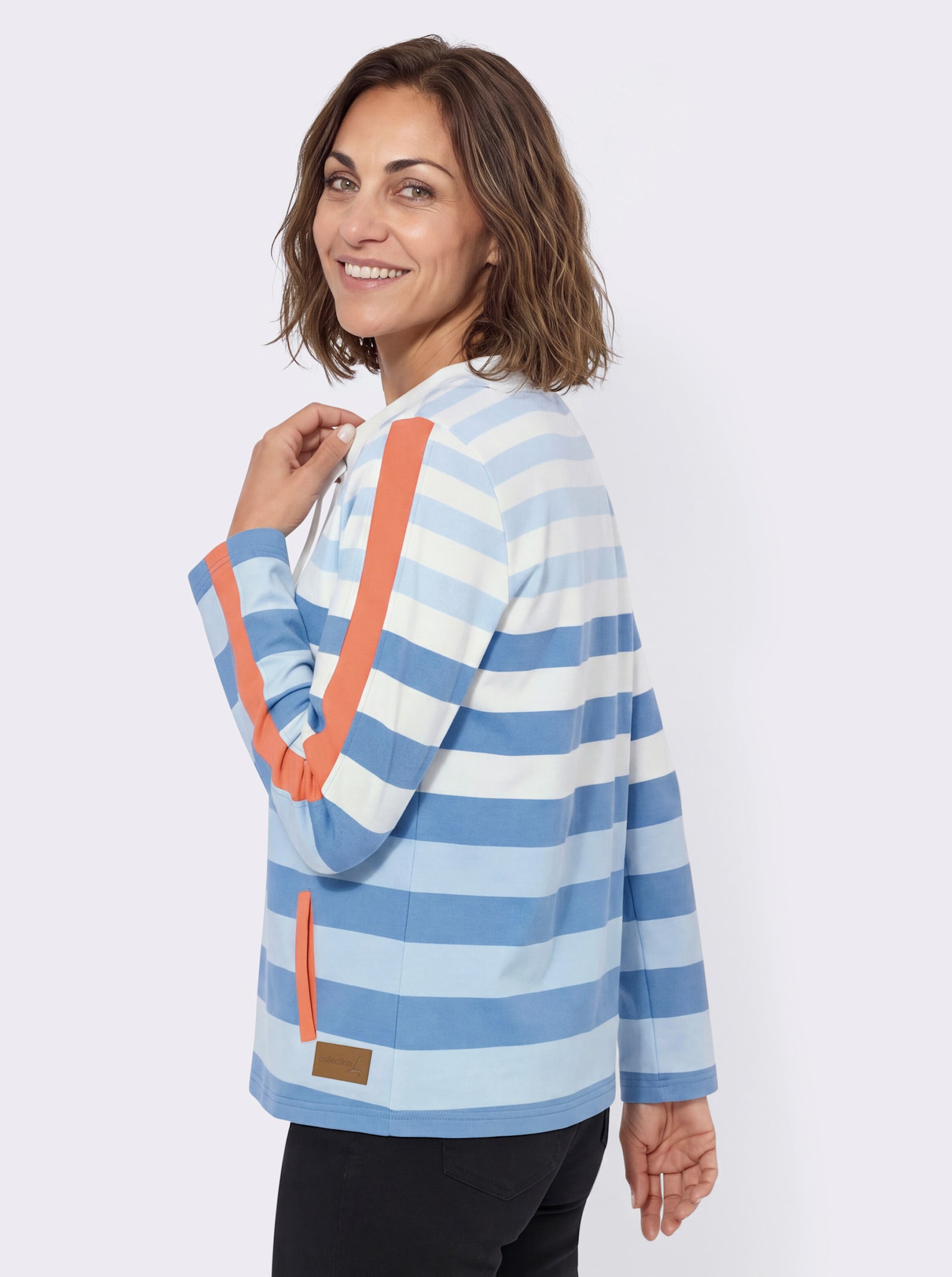 Sweatshirt mit Ringeln und Kontrast-Details - mittelblau-ecru-geringelt