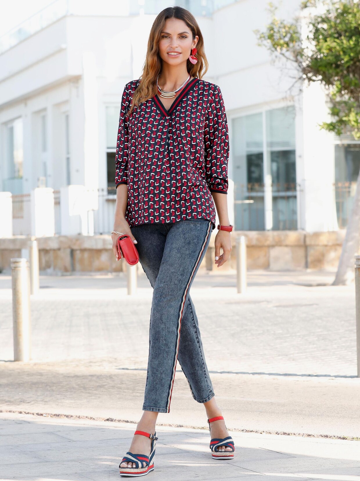 Comfortabele blouse - rood/marine geprint