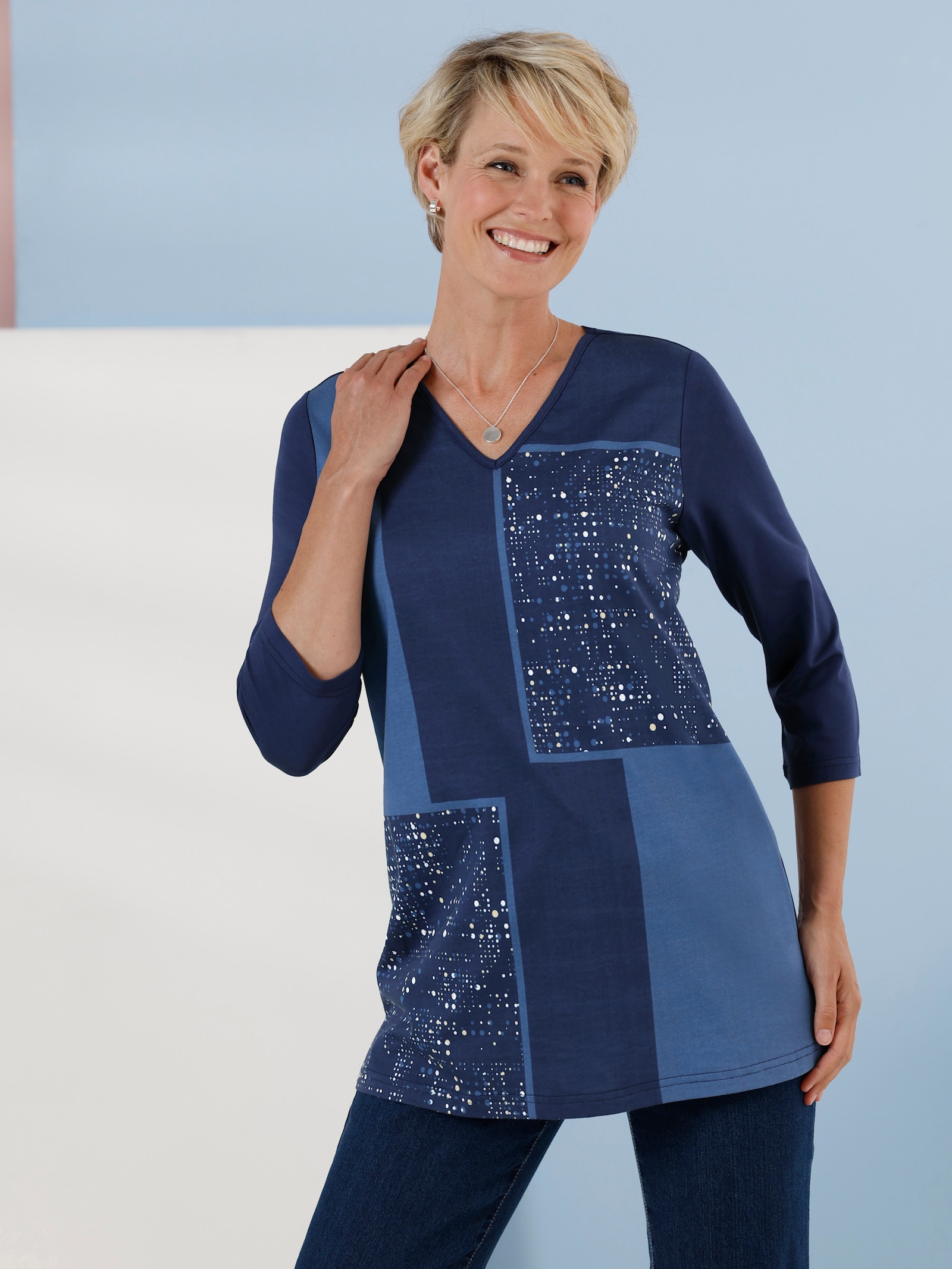 Longshirt mit platziertem Druckmuster - marine-jeansblau