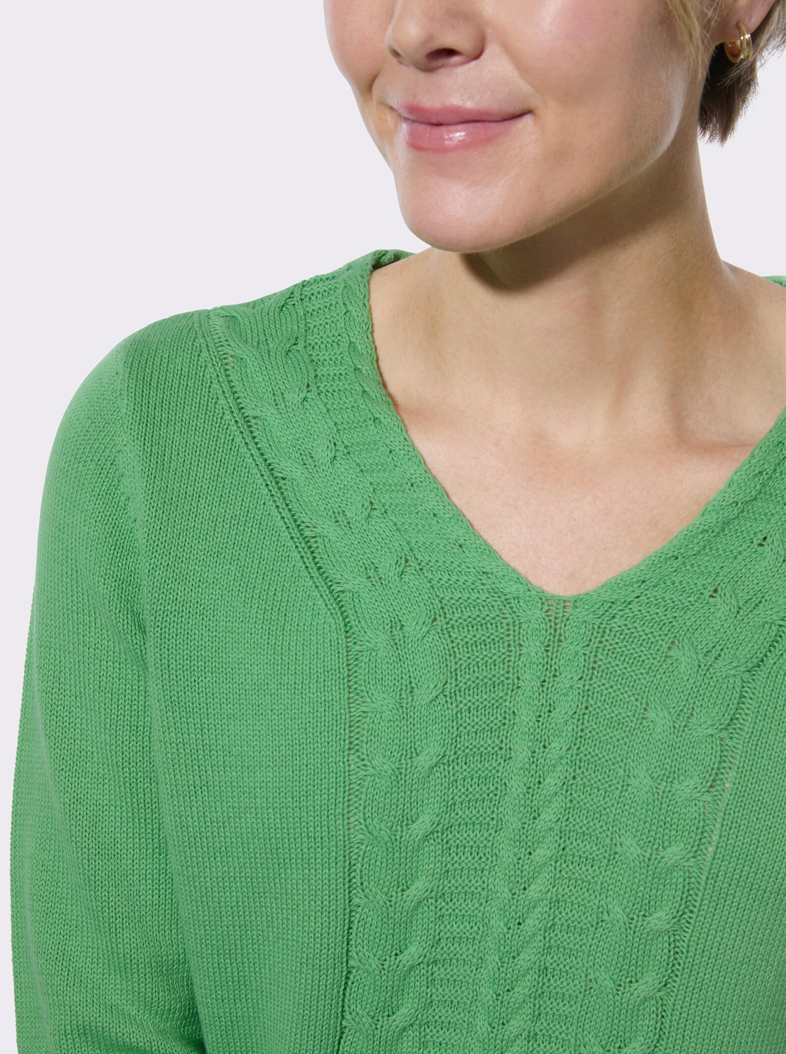 V-Ausschnitt-Pullover mit Rippbündchen - apfel