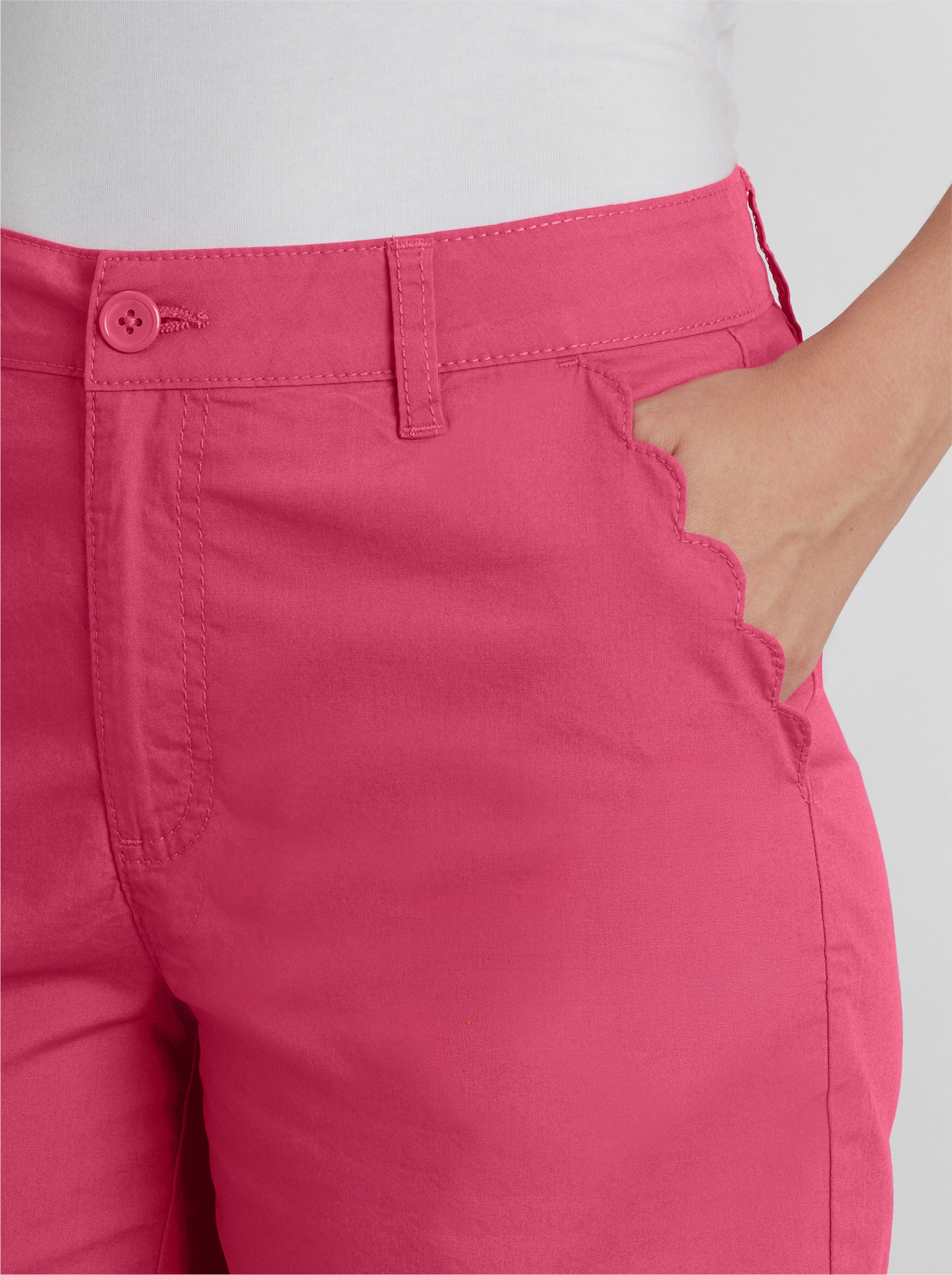 heine Shorts mit Gürtel - fuchsia