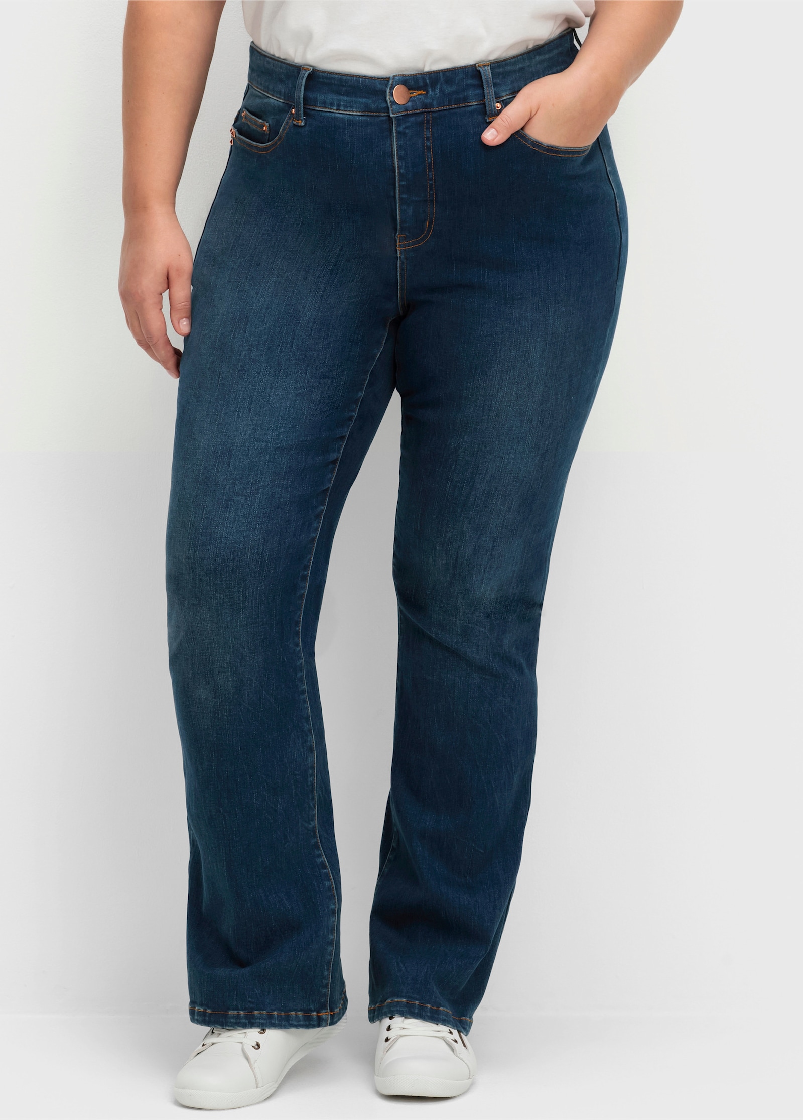 sheego Jeans met bodyforming-effect, bootcut - dark blue denim