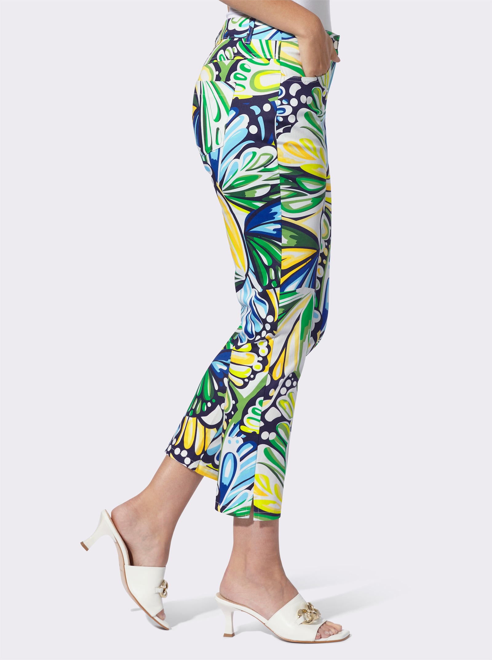 heine Druckhose mit Schlitz am Saum - grasgrün-ecru-bedruckt