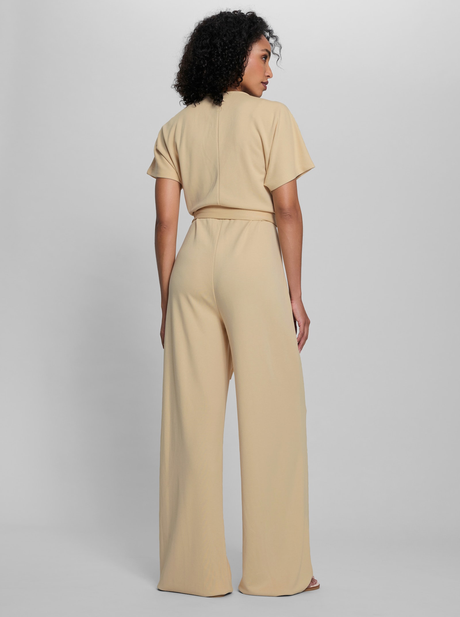 heine Jumpsuit in Wickel-Optik - sand