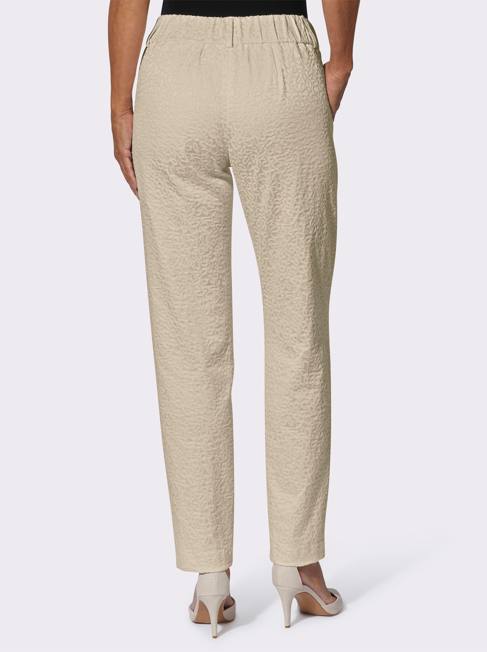 Bundfaltenhose mit in sich gemustertem Leo-Jacquard - sand