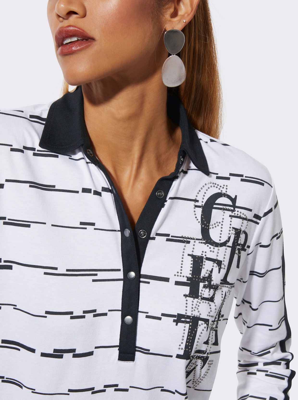 Poloshirt mit glänzenden Ziersteinchen - weiß-schwarz-geringelt