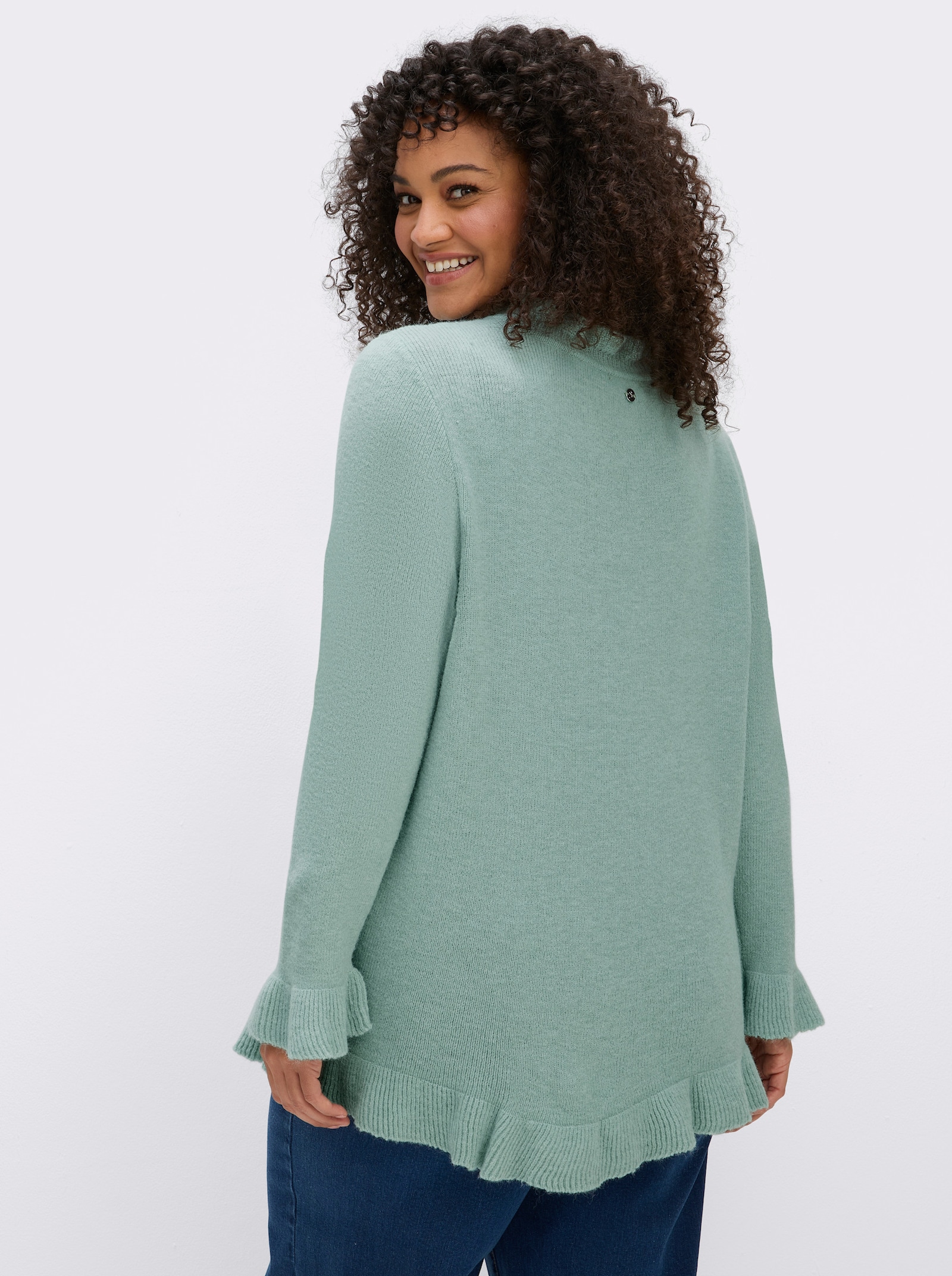 sheego Strickpullover mit gerüschten Abschlüssen - kalkmint