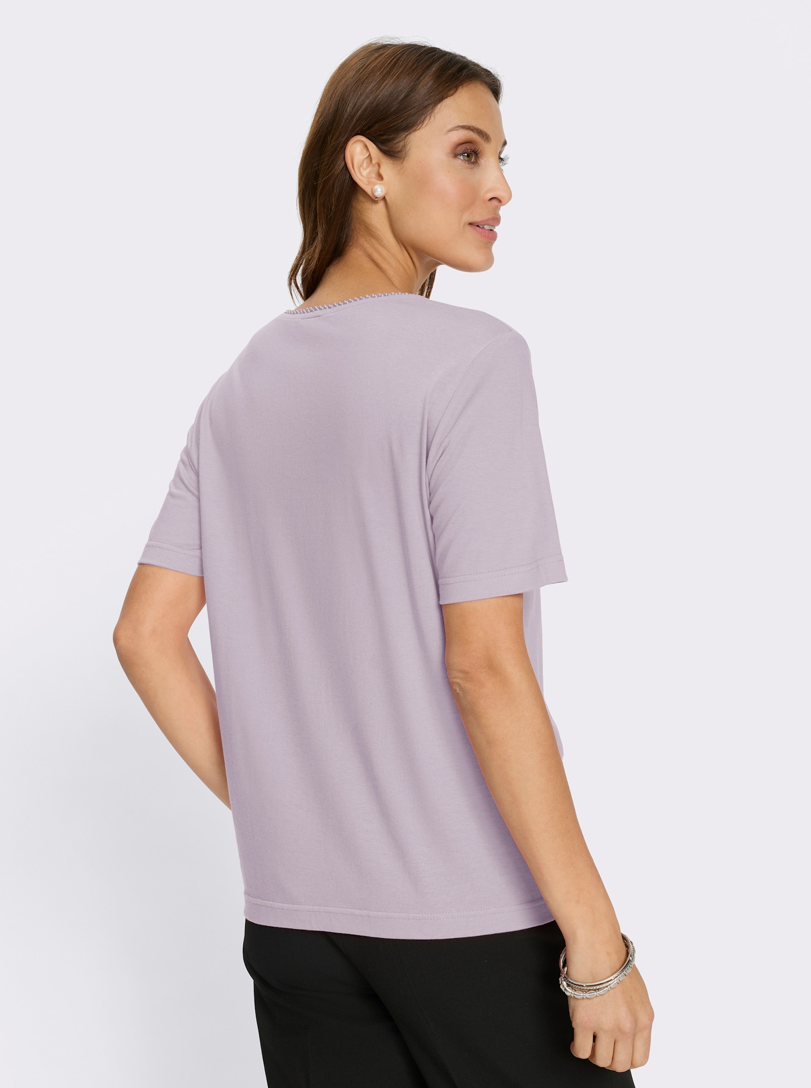 Kurzarmshirt mit Zierperlen - flieder