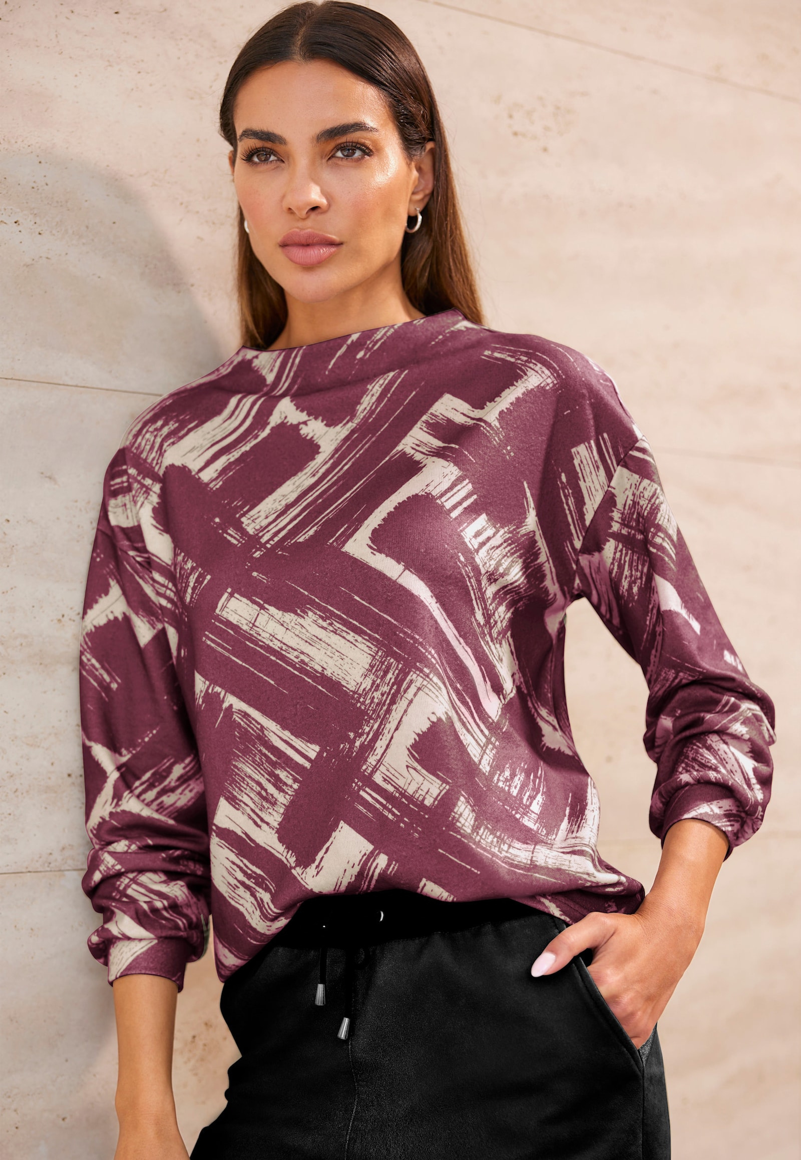 heine Langarmshirt mit Kelchkragen - bordeaux-sand-bedruckt
