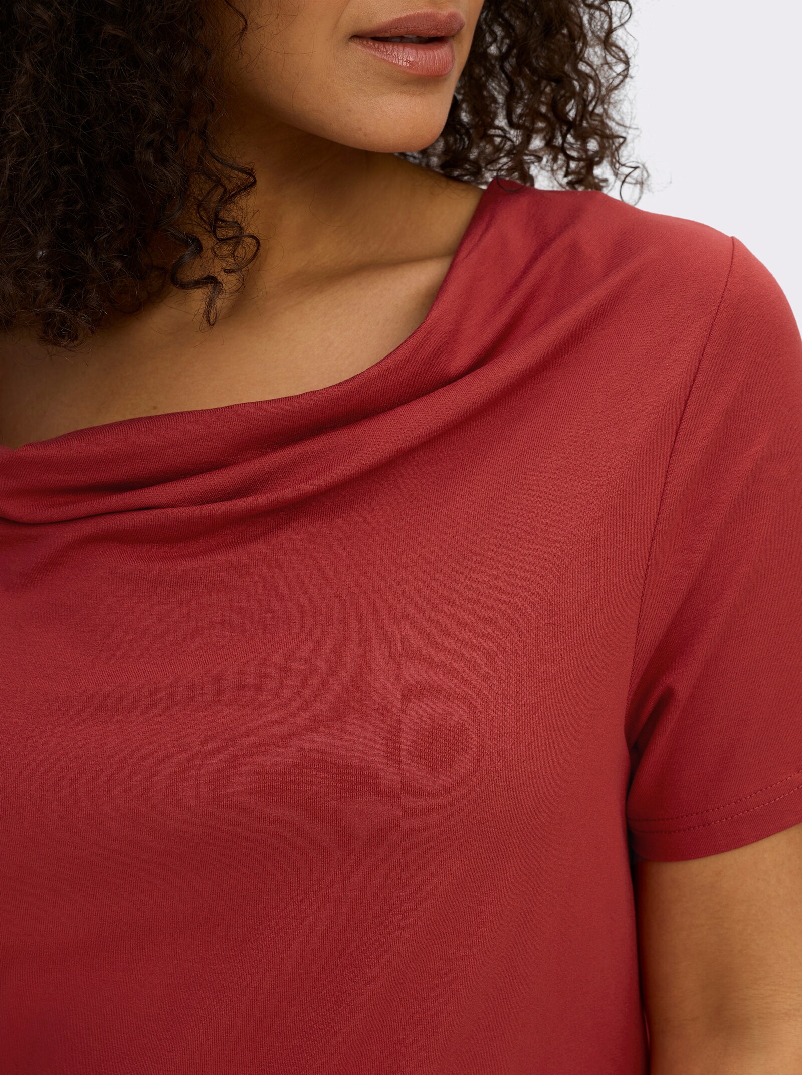 Wasserfallshirt mit kurzen Ärmeln - zimt