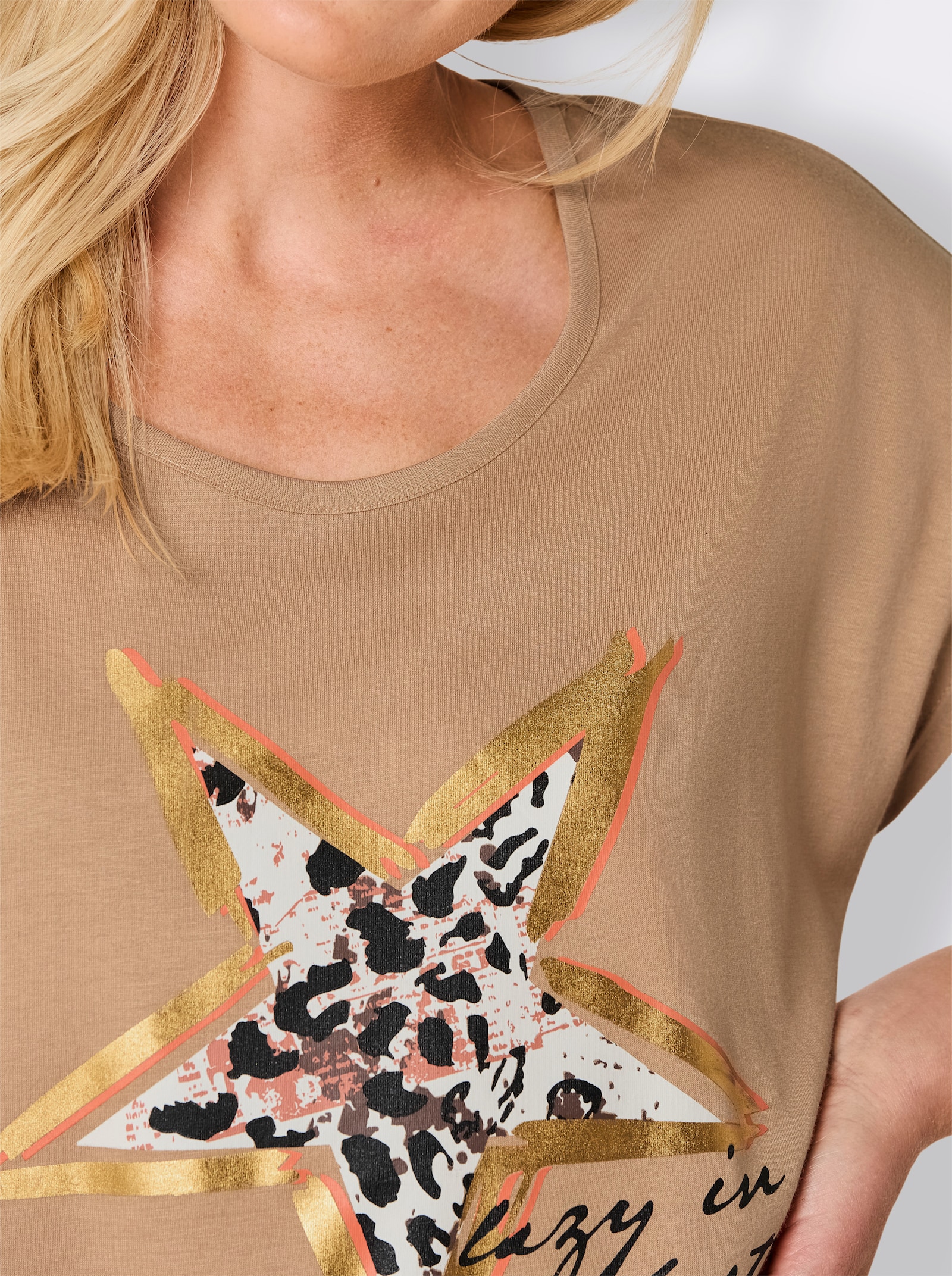 wäschepur Shorty mit Stern-Motiv - camel-schwarz-bedruckt