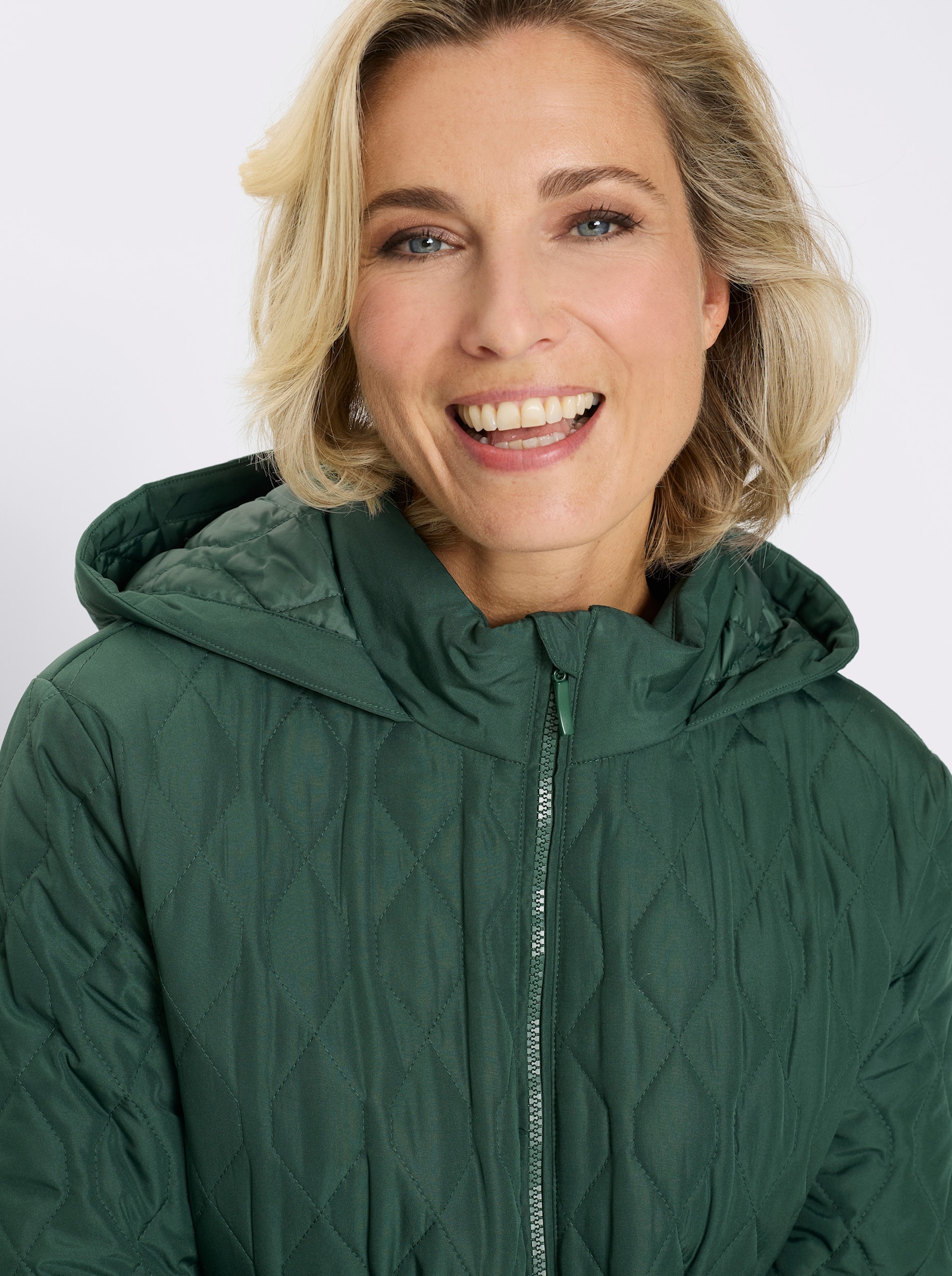 Steppjacke mit verstellbarem Tunnelzug in der Taille - moos