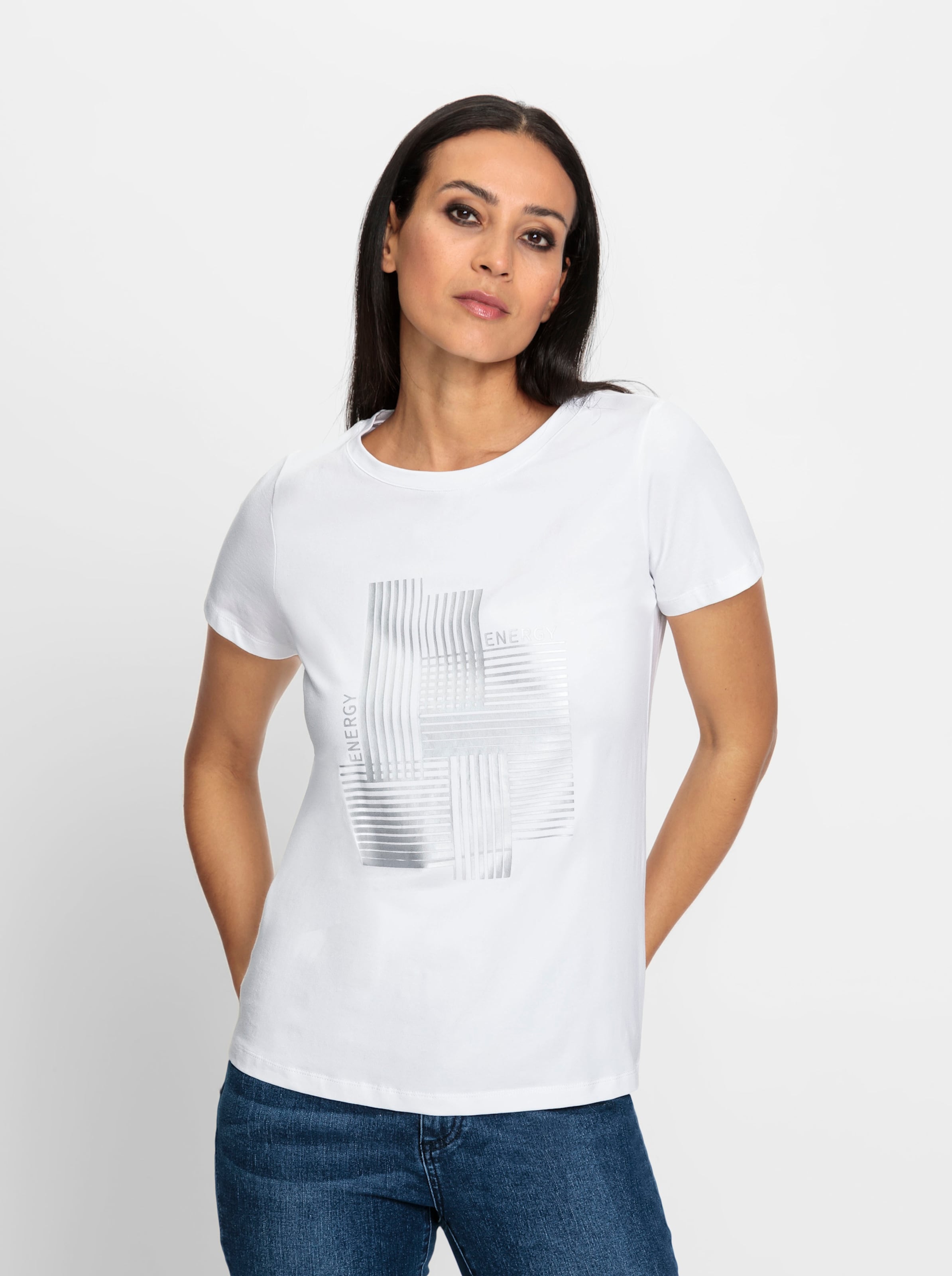 Shirt I günstig Kaufen-Shirt in weiß von heine. Shirt in weiß von heine <![CDATA[Shirt Trendy mit glänzendem Foliendruck und ENERGY-Schriftzug vorn. Mit Rundhals-Ausschnitt und Kurzarm. Unterstützt die Initiative Cotton made in Africa.]]>. 