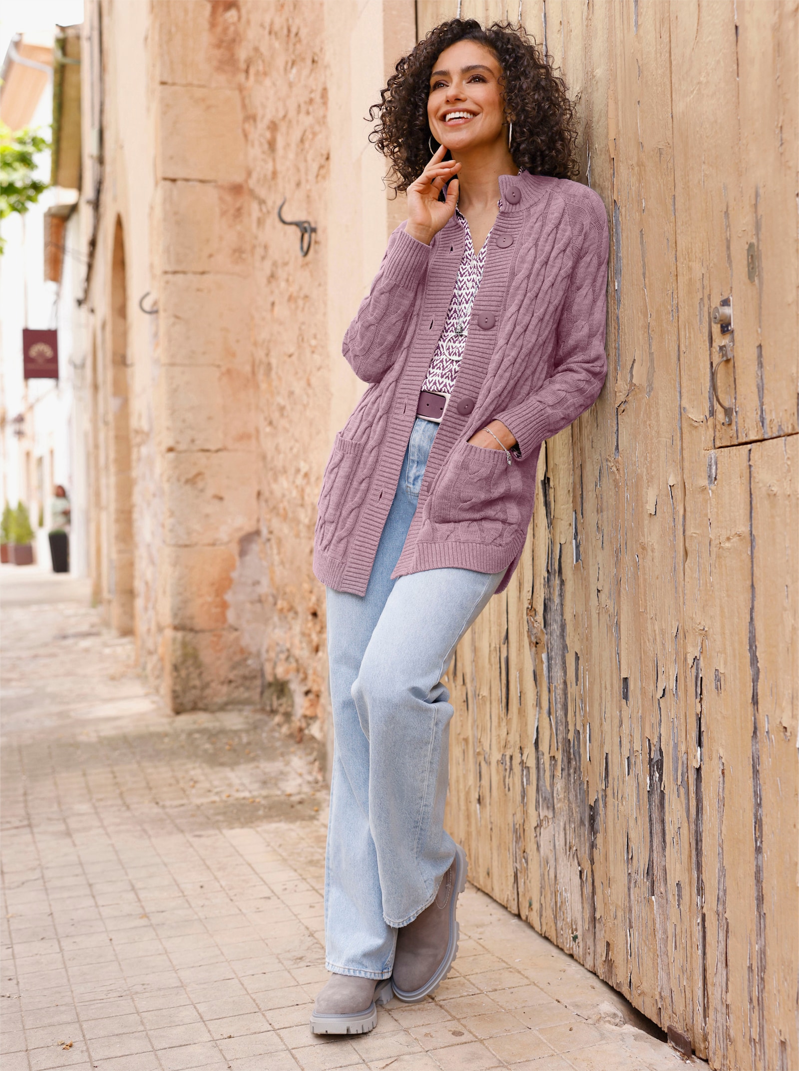 Longstrickjacke mit Zopf-Strickmuster - mauve