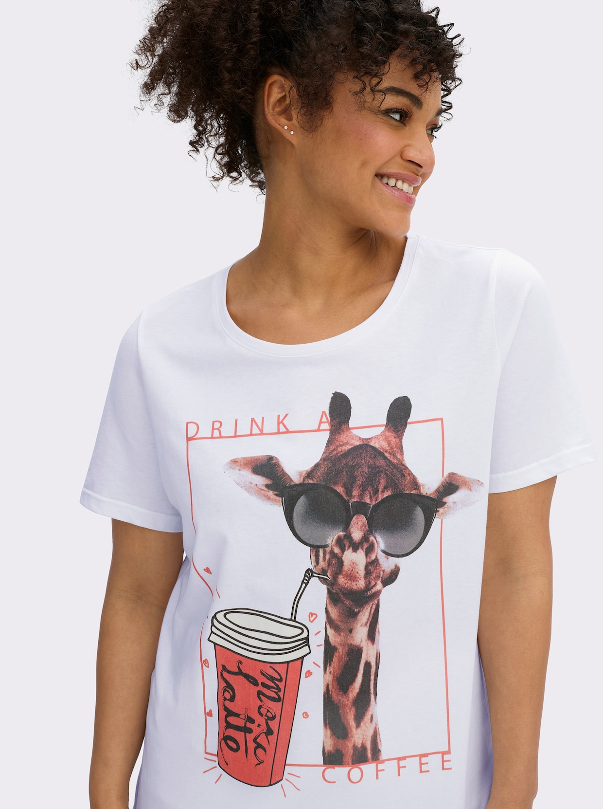 Kurzarmshirt mit Giraffen-Motiv - weiß-orange-bedruckt