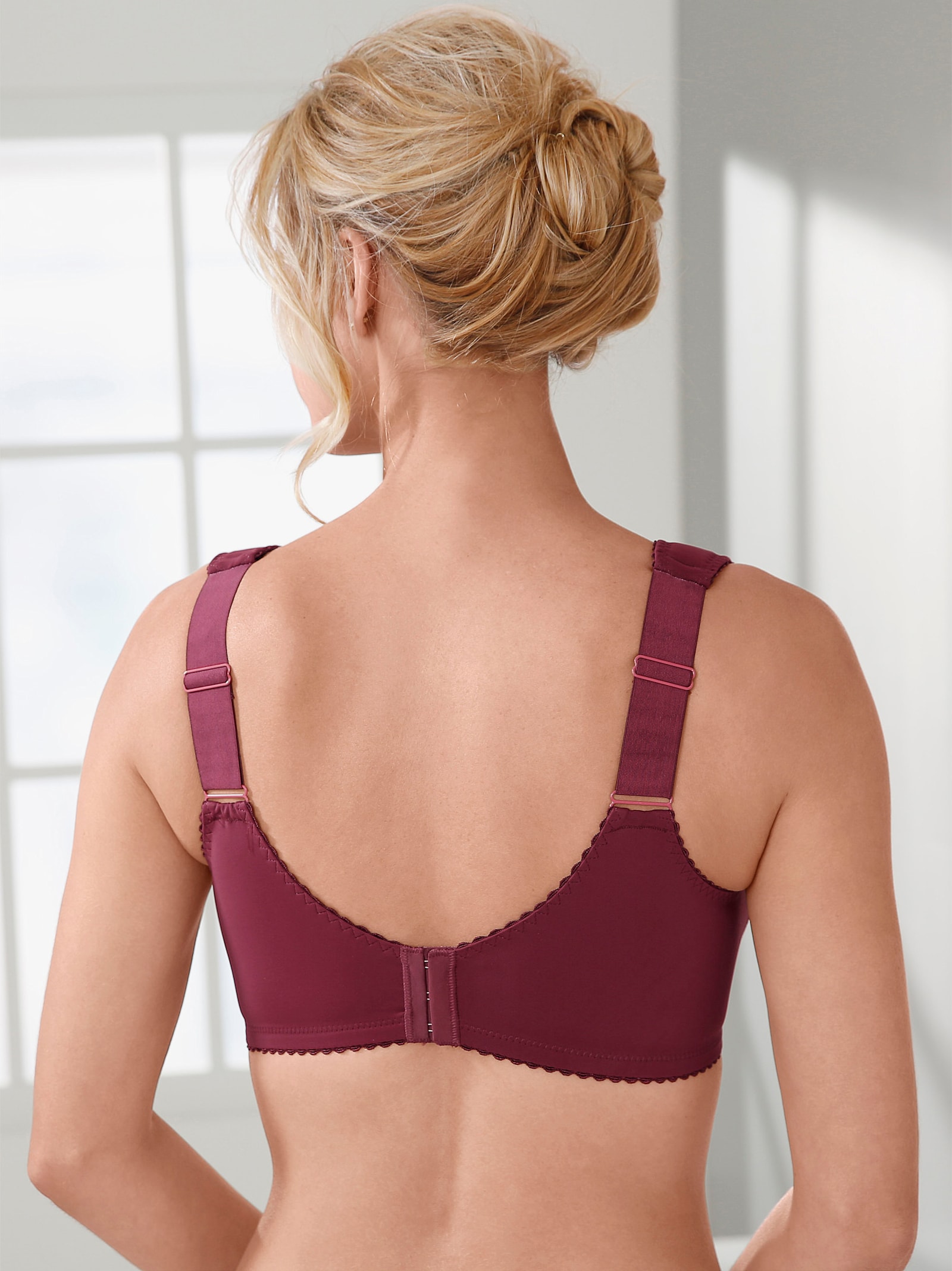 wäschepur Odlehčující podprsenka bez kostic s krajkou - černá + bordó