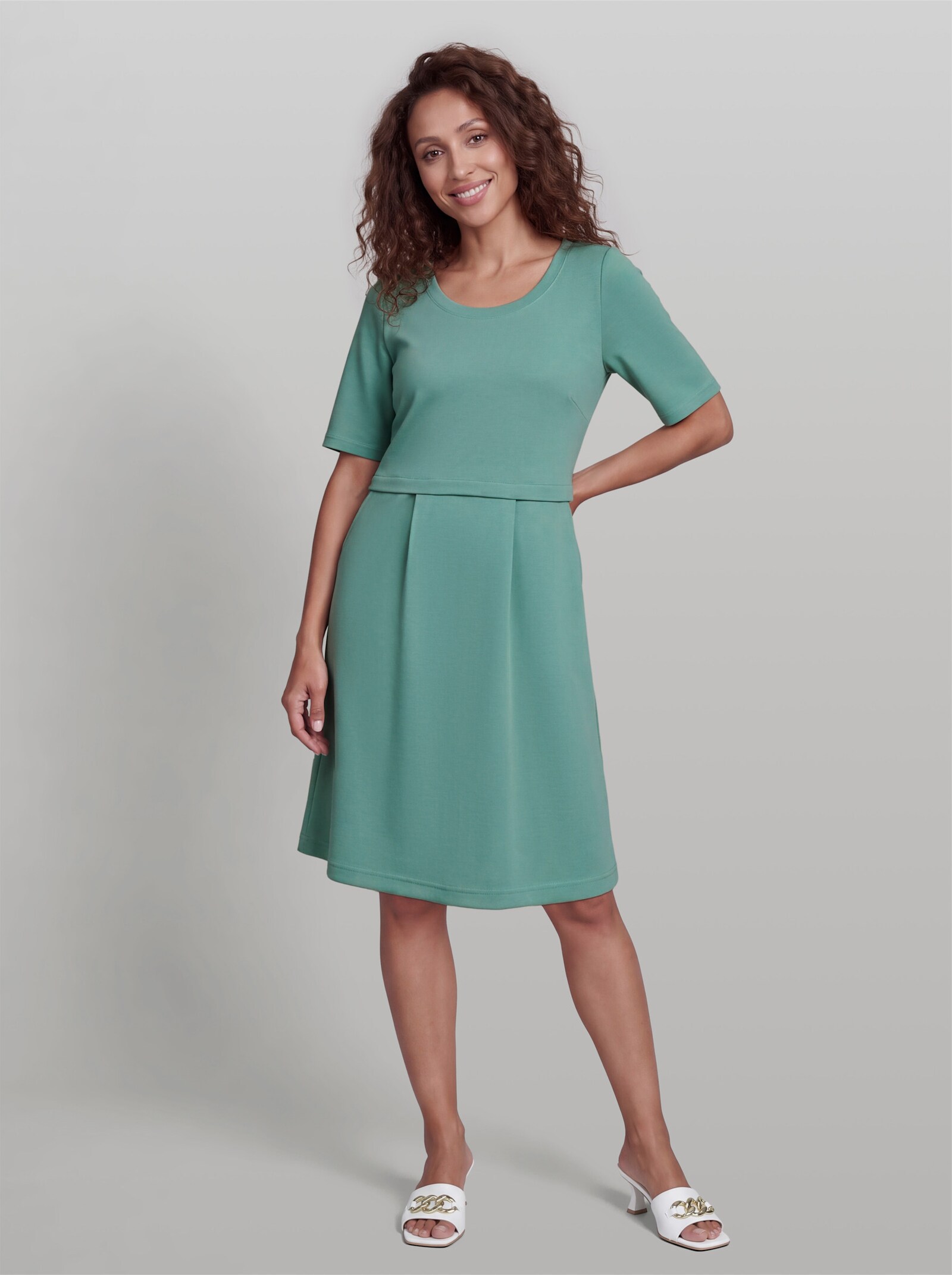 heine Sweatkleid mit Teilungsnaht - salbei