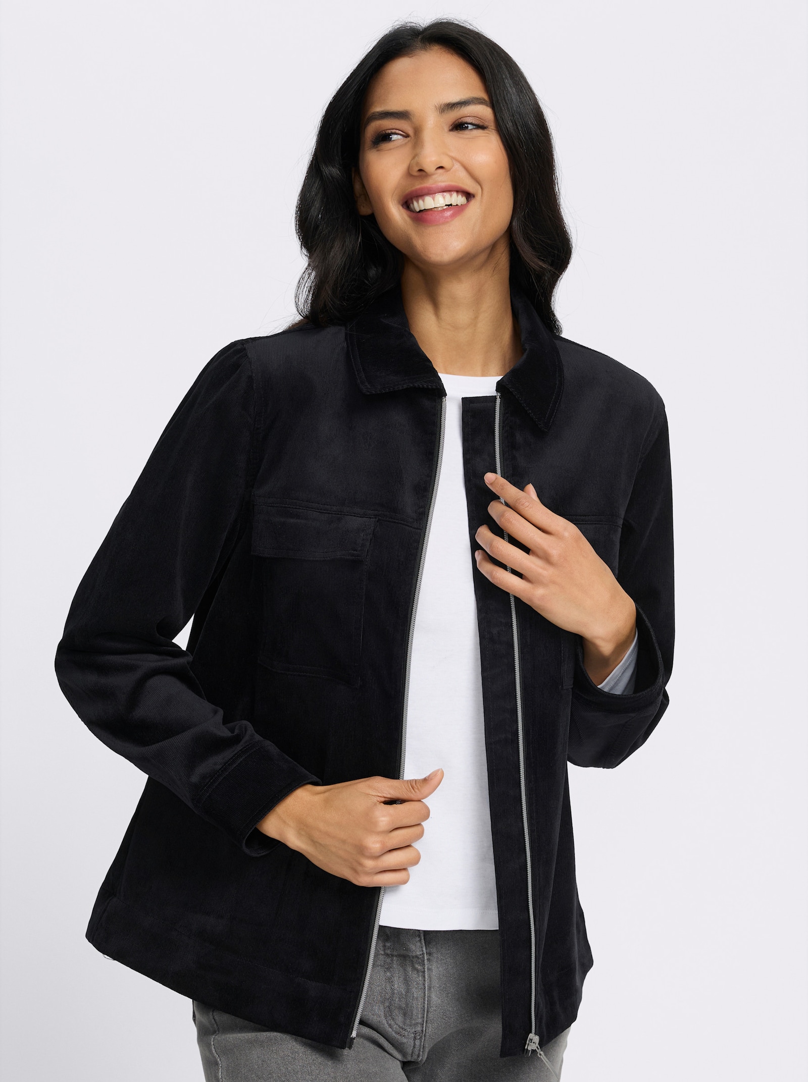 Cordjacke mit Pattentaschen - schwarz