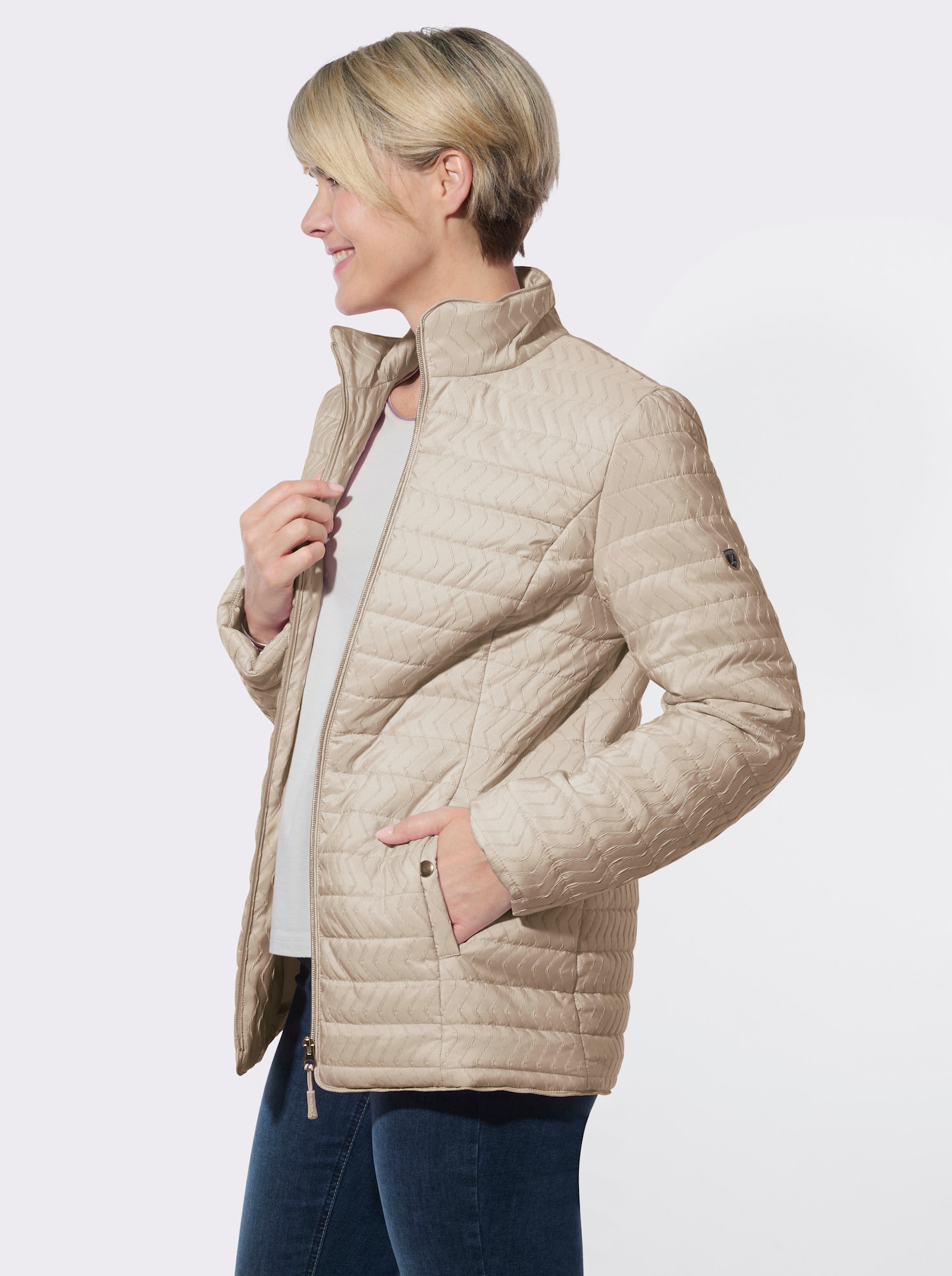 Steppjacke mit Reißverschluss-Taschen - beige