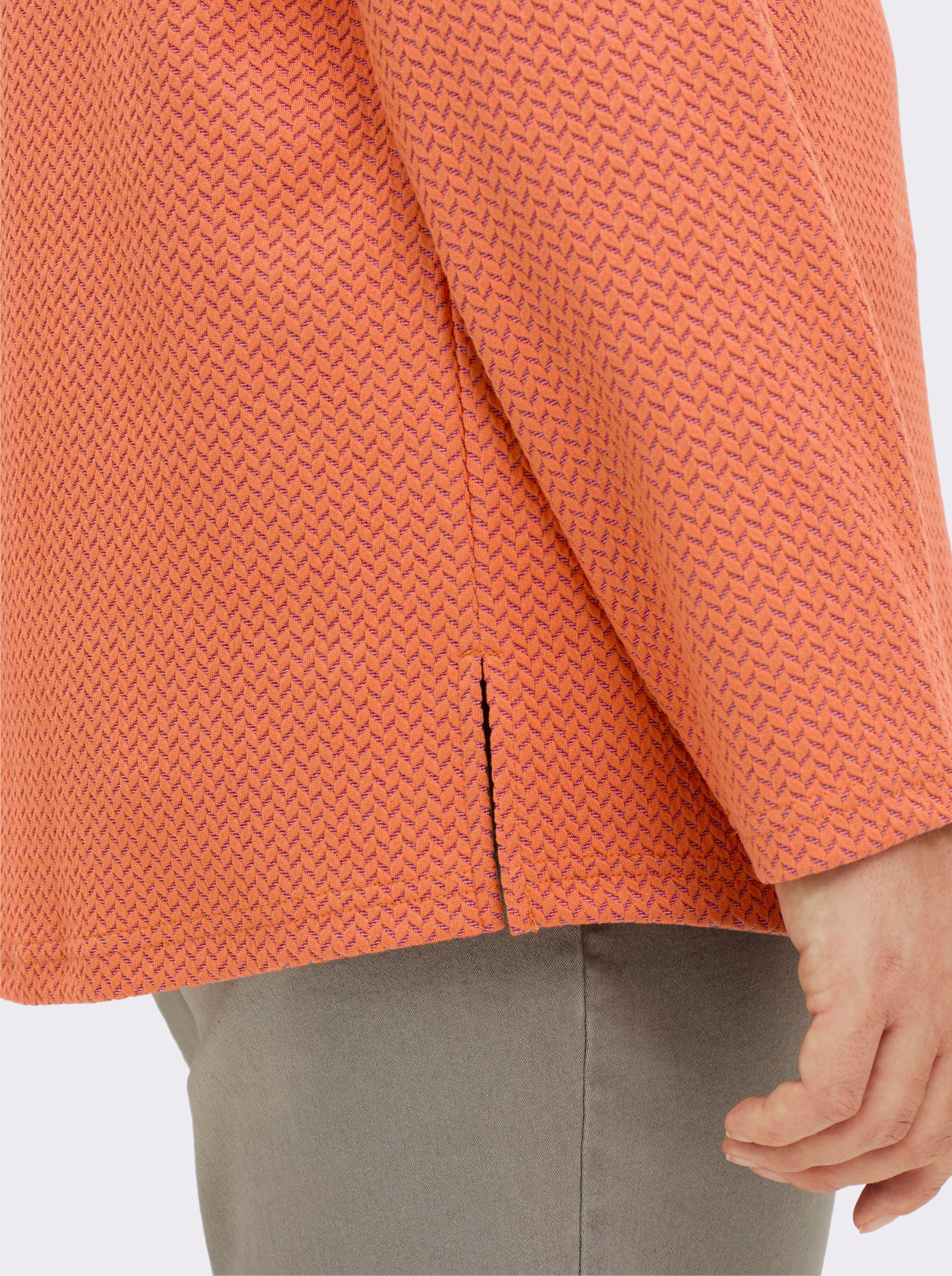 sheego Sweatshirt mit Fischgrät-Jacquardmuster - kirsche-orange-gemustert