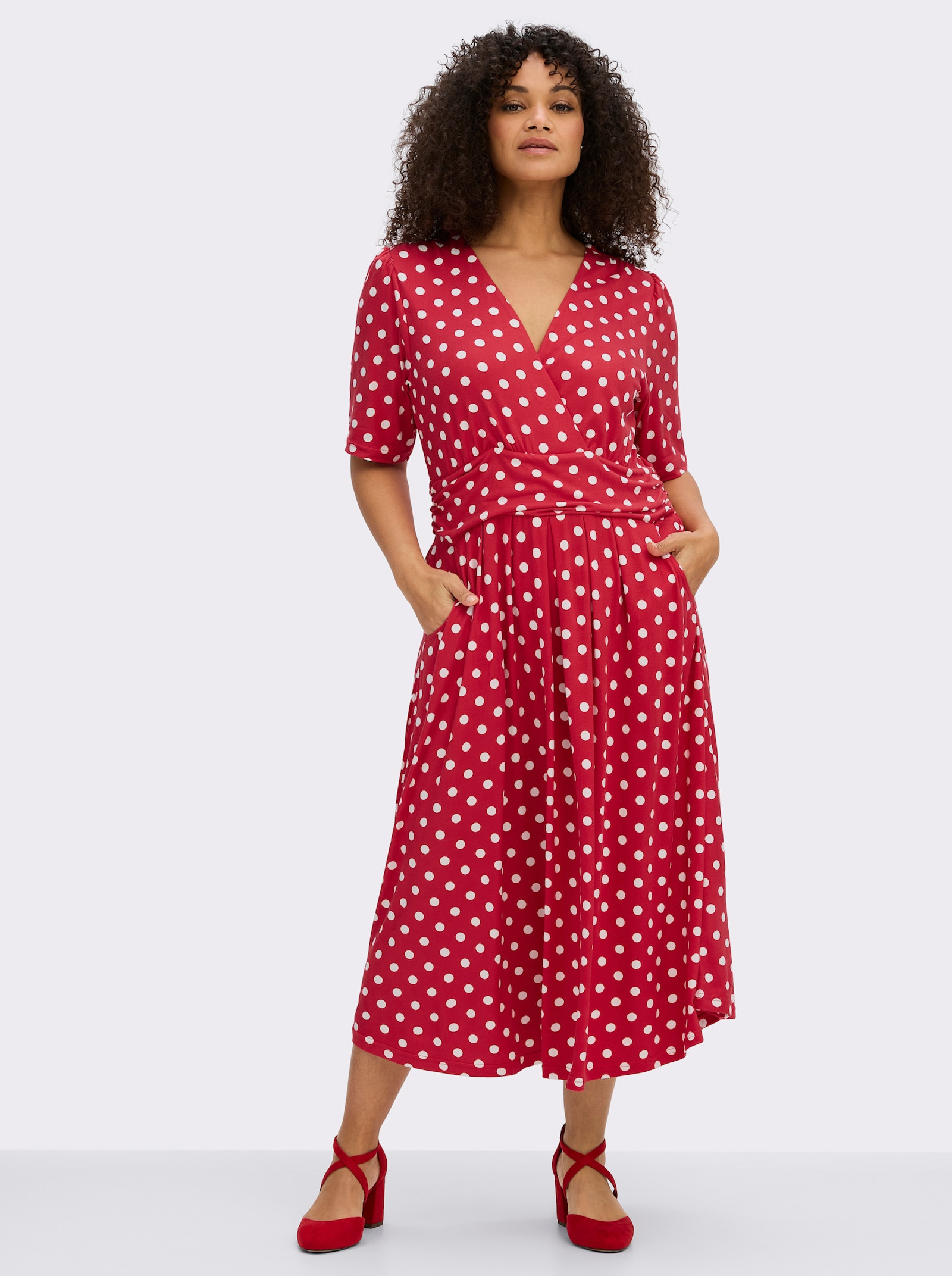 sheego by Joe Browns Jerseykleid mit Polka-Dots - erdbeere-weiß-gemustert