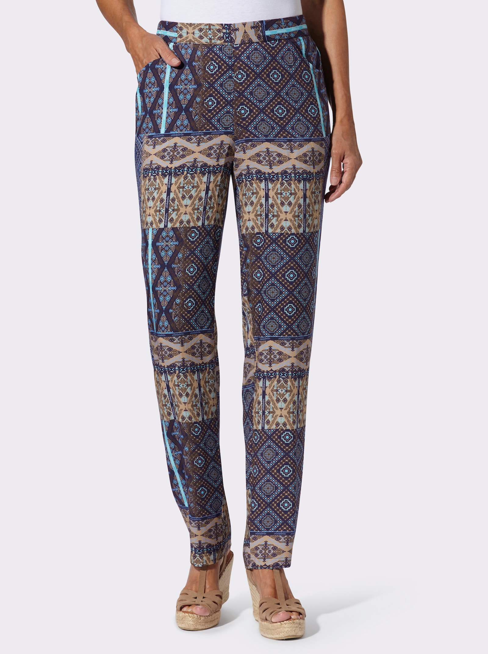 Schlupfhose im Patchwork-Dessin - marine-camel-bedruckt