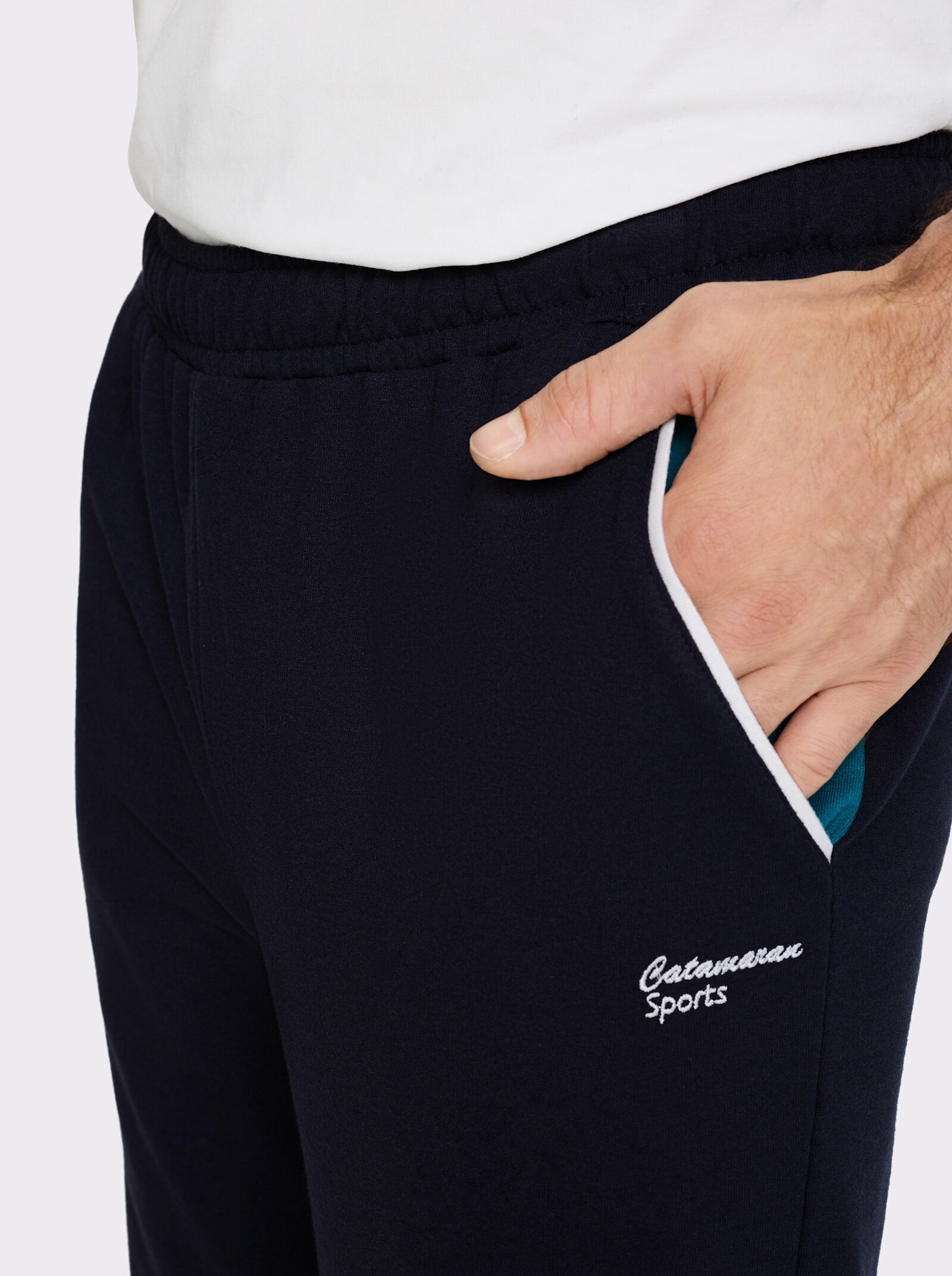 Catamaran Sports Freizeithose mit kontrastfarbigen Taschenbeuteln - marine