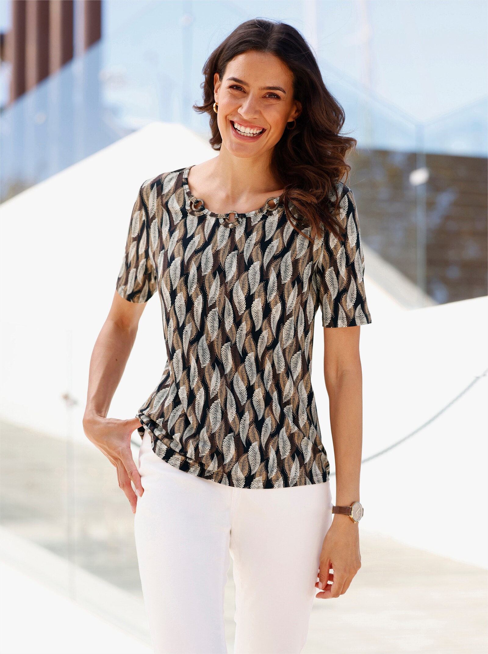 T-shirt imprimé avec découpe - noir-sable imprimé