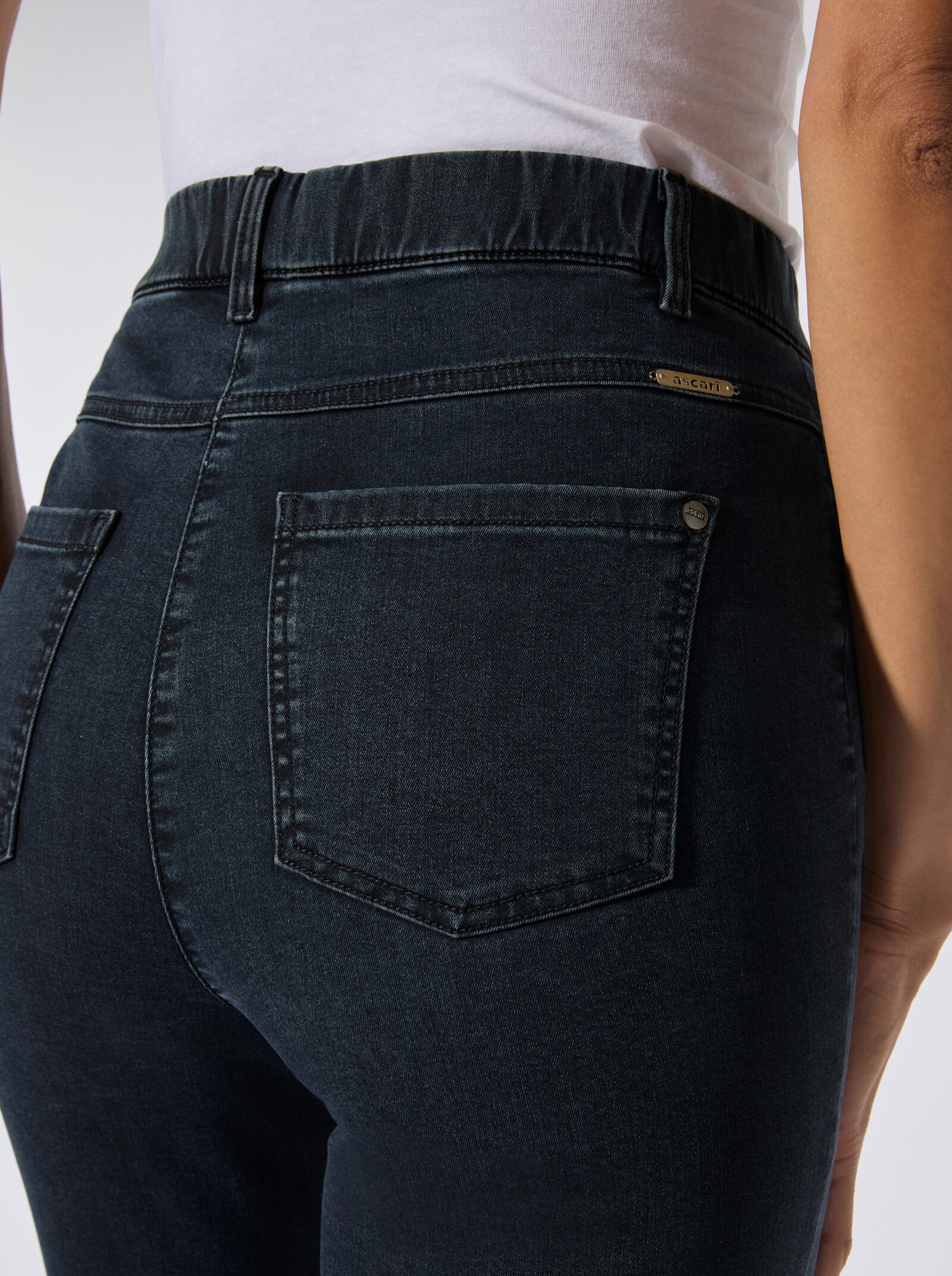 Stretch-Jeans im Bootcut-Style - darkblue-stone-washed