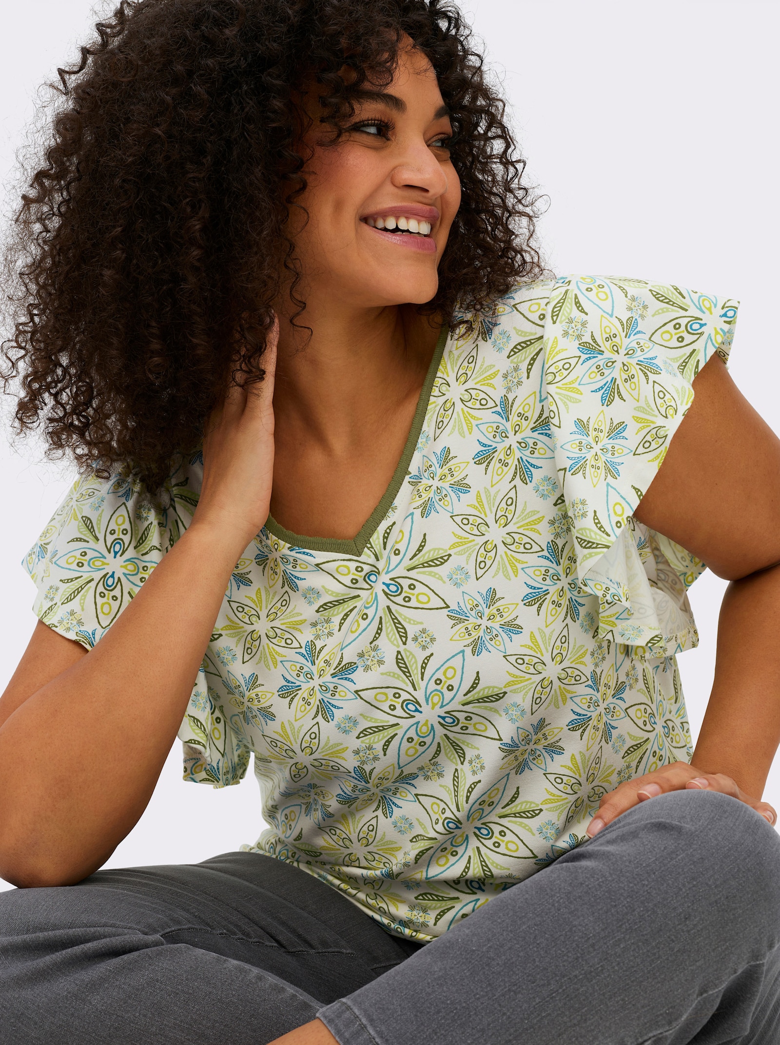 sheego V-Shirt mit Flügelärmeln und Blumenprint - ecru-topas-bedruckt