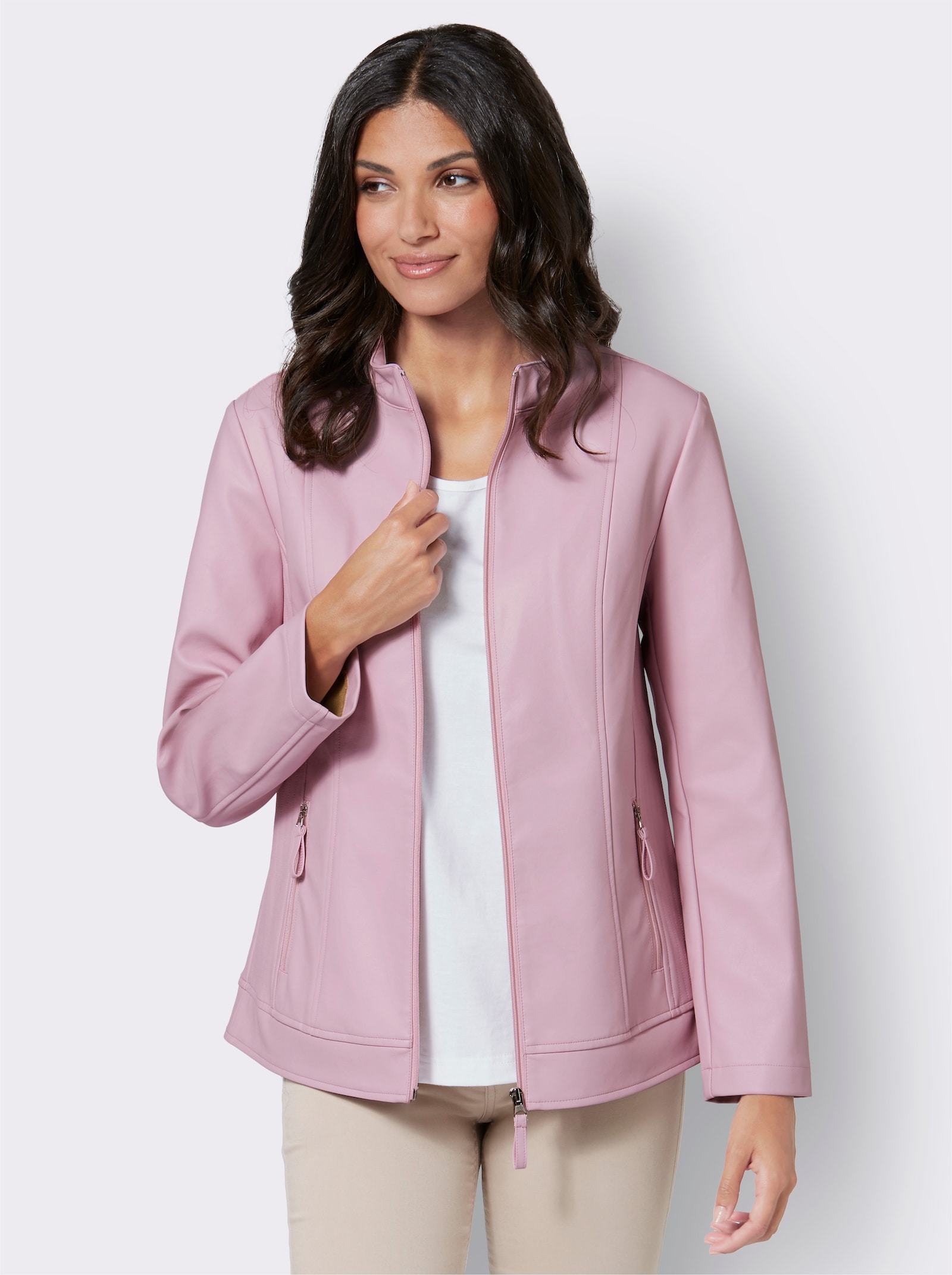 Jacka i skinnimitation med PU-beläggning - ljusrosa