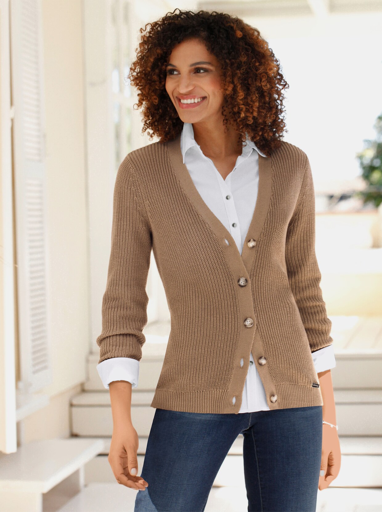 Strickjacke - camel